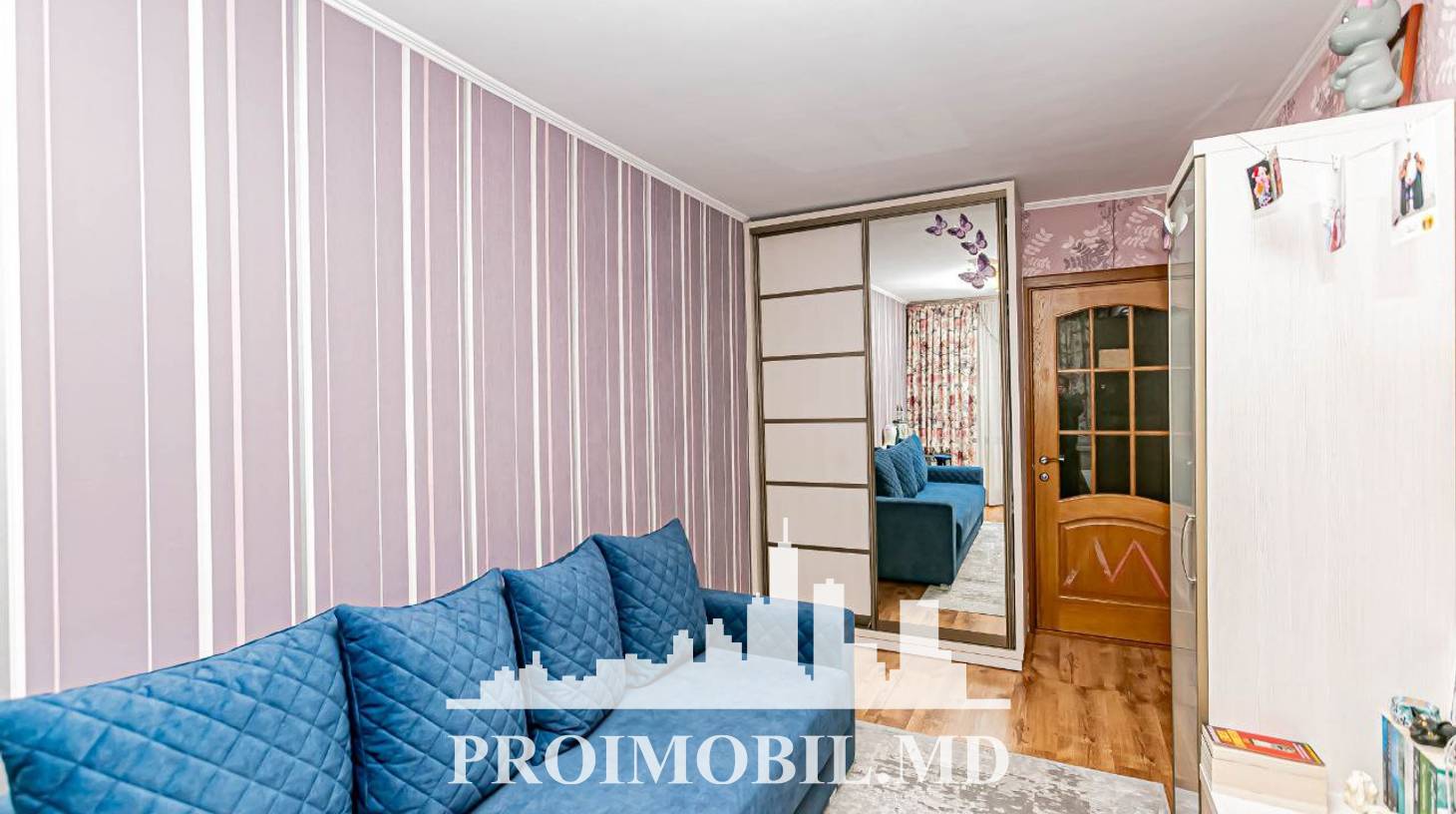 https://images.proimobil.md/MPmC3J26xnWXOVbKiJp9JFfAJt3kfQrY4Q1EFLSQPcI/watermark:0.75:so:0:30:0.39/resize:fill:1460:816:1/gravity:ce/bG9jYWw6Ly8vZXN0YXRlL2xyL2ZkMjVkNWVkLWMxYWUtNDNlNC05MzFhLTk2NzA3ZTg2NjI1YS5qcGVn