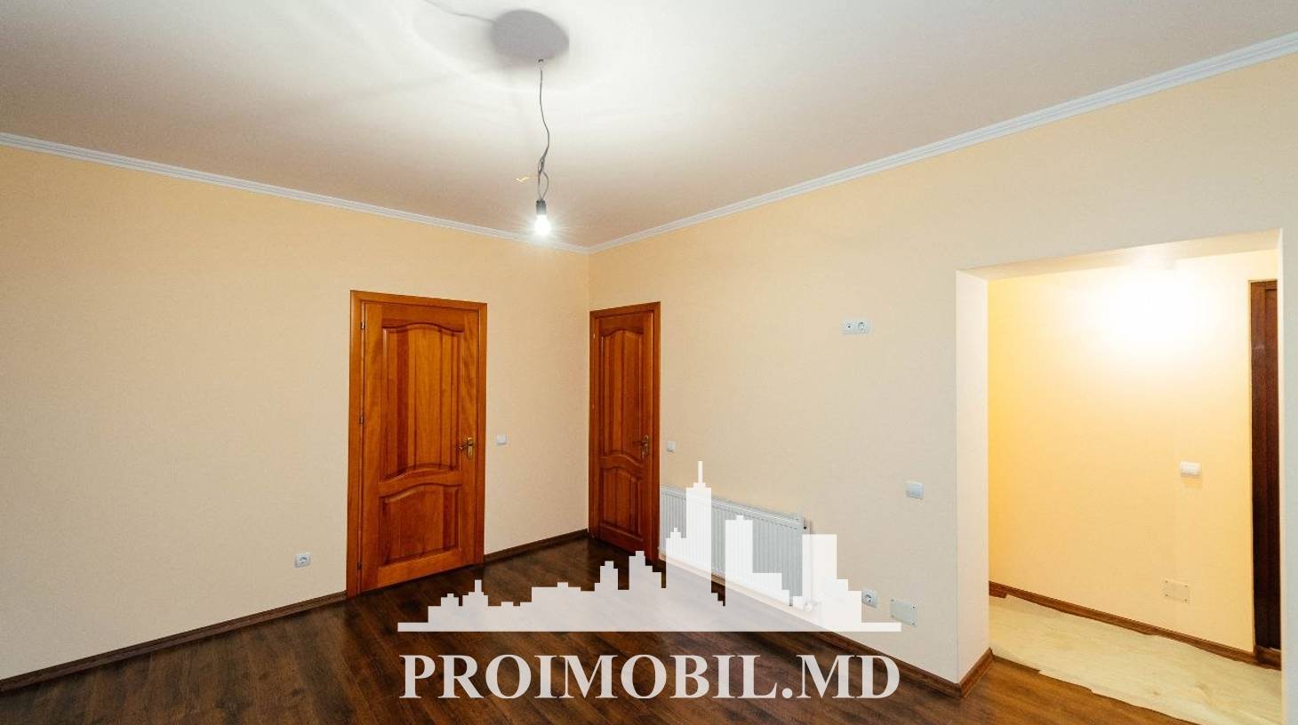 https://images.proimobil.md/MR2dKMTB8d-tTZ8fjQ4v5ZXvi5CFUFgaOgJc-Pwu5FE/watermark:0.75:so:0:30:0.39/resize:fill:1460:816:1/gravity:ce/bG9jYWw6Ly8vZXN0YXRlL2xyL2MyYTcxNGQ0LTI5ODYtNDAyMi1hM2U4LTMyMzgzYzRhNDk4YS5qcGVn
