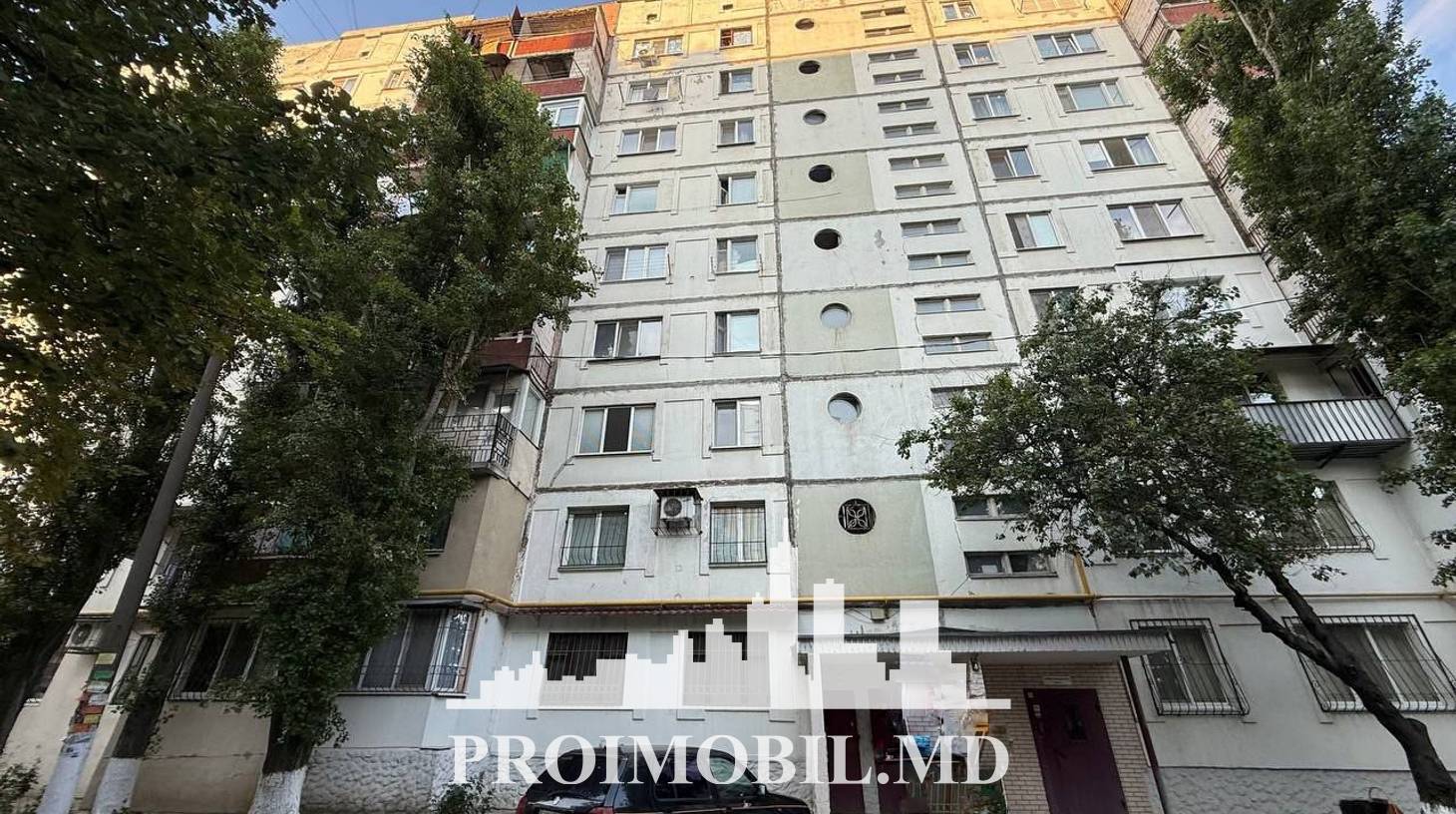 https://images.proimobil.md/MXyfYrIE4a50hoP9Sx67cNwhwW4c9Va71YYIvFSbVIU/watermark:0.75:so:0:30:0.39/resize:fill:1460:816:1/gravity:ce/bG9jYWw6Ly8vZXN0YXRlL2xyL2I4M2ViMWEwLWEwZjUtNDQxNi1hZjU0LTAwN2RmMTA2OWRjMy5qcGVn
