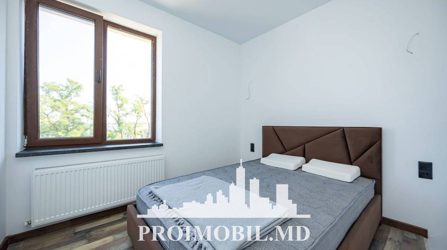 https://images.proimobil.md/MbwmZp_IY0fPN37GPArf6NqSgu5OwtJOZnppHylFM0w/watermark:0.75:so:0:30:0.39/resize:fill:1460:816:1/gravity:ce/bG9jYWw6Ly8vZXN0YXRlL2xyLzJiYzM4NWJhLWEwYWEtNDI2MS1iNWEwLTA5OTkyMTMzMTcyMC5qcGVn