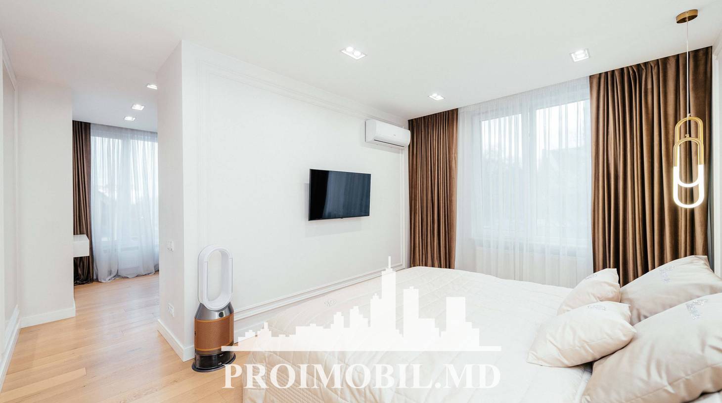 https://images.proimobil.md/MdO-XAxBIJU3tIlvDDe78Q5JxW4r1S0JamdVLOF33VY/watermark:0.75:so:0:30:0.39/resize:fill:1460:816:1/gravity:ce/bG9jYWw6Ly8vZXN0YXRlL2xyL2Q4ZTUwYTFjLTU4MjMtNDZhMi1iMGVkLWM5MTIwMjAwODg0ZC5qcGVn