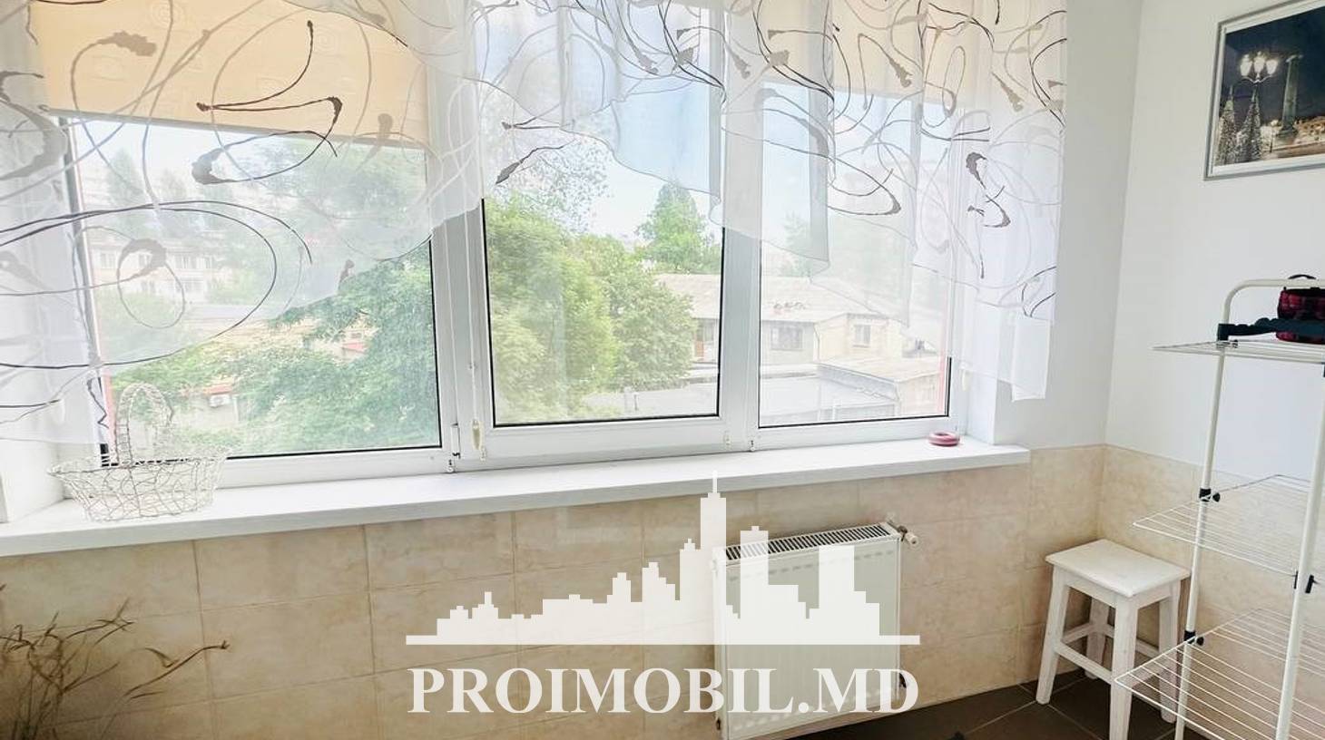 https://images.proimobil.md/MeueZCs1EQ3AVimMUuzJuN9NVHDGcbVi3A-8MVnRuFU/watermark:0.75:so:0:30:0.39/resize:fill:1460:816:1/gravity:ce/bG9jYWw6Ly8vZXN0YXRlL2xyLzcyYzdlMmNkLWZmYzItNDNkNi05NDliLWE3NjA2NjJmZGJkNi5qcGVn