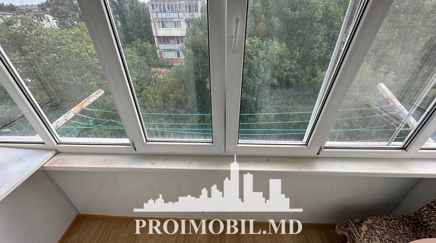 https://images.proimobil.md/Mh4sxEDUjIqyYU-j64KPgOjJJIsMY8RXBw27MPxWzQg/watermark:0.75:so:0:30:0.39/resize:fill:1460:816:1/gravity:ce/bG9jYWw6Ly8vZXN0YXRlL2xyLzk3ZGUwYjVhLWI4ZDctNDNiMy1hODk5LTM0MTBiNzFjNjhhZi5qcGVn