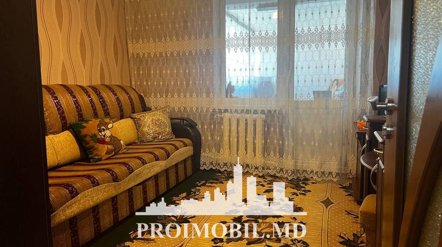 https://images.proimobil.md/MkrC_tR_QNfcNASqPMIAdktEDyrvui1URvy2Hkp0jhg/watermark:0.75:so:0:30:0.39/resize:fill:1460:816:1/gravity:ce/bG9jYWw6Ly8vZXN0YXRlL2xyL2Y2ZWQ5MmFhLTc2YzItNDk0Zi04ZDcwLTZkY2I3YzQzMjM0NS5qcGVn