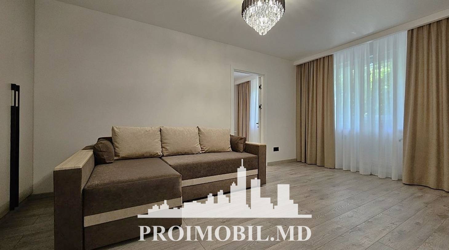https://images.proimobil.md/Ml7ZTzXdULV5WVG0PK0CQemRhpYEhO3DDMJAkZSirQU/watermark:0.75:so:0:30:0.39/resize:fill:1460:816:1/gravity:ce/bG9jYWw6Ly8vZXN0YXRlL2xyLzRlNzMwMWRjLWZkN2MtNDBkNC04NWJmLWY3ODBiZDI5NmVhNS5qcGVn