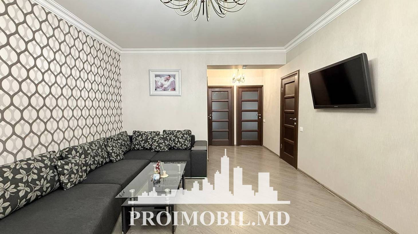 https://images.proimobil.md/MlFq2OHILlezzDV16vrssQ6ou2UPHQPzmMV7dKs8DyY/watermark:0.75:so:0:30:0.39/resize:fill:1460:816:1/gravity:ce/bG9jYWw6Ly8vZXN0YXRlL2xyLzI5MjNkNmQyLTkwN2YtNDQzZi1iM2FiLTBhODYxNDhkMWFiNi5qcGVn