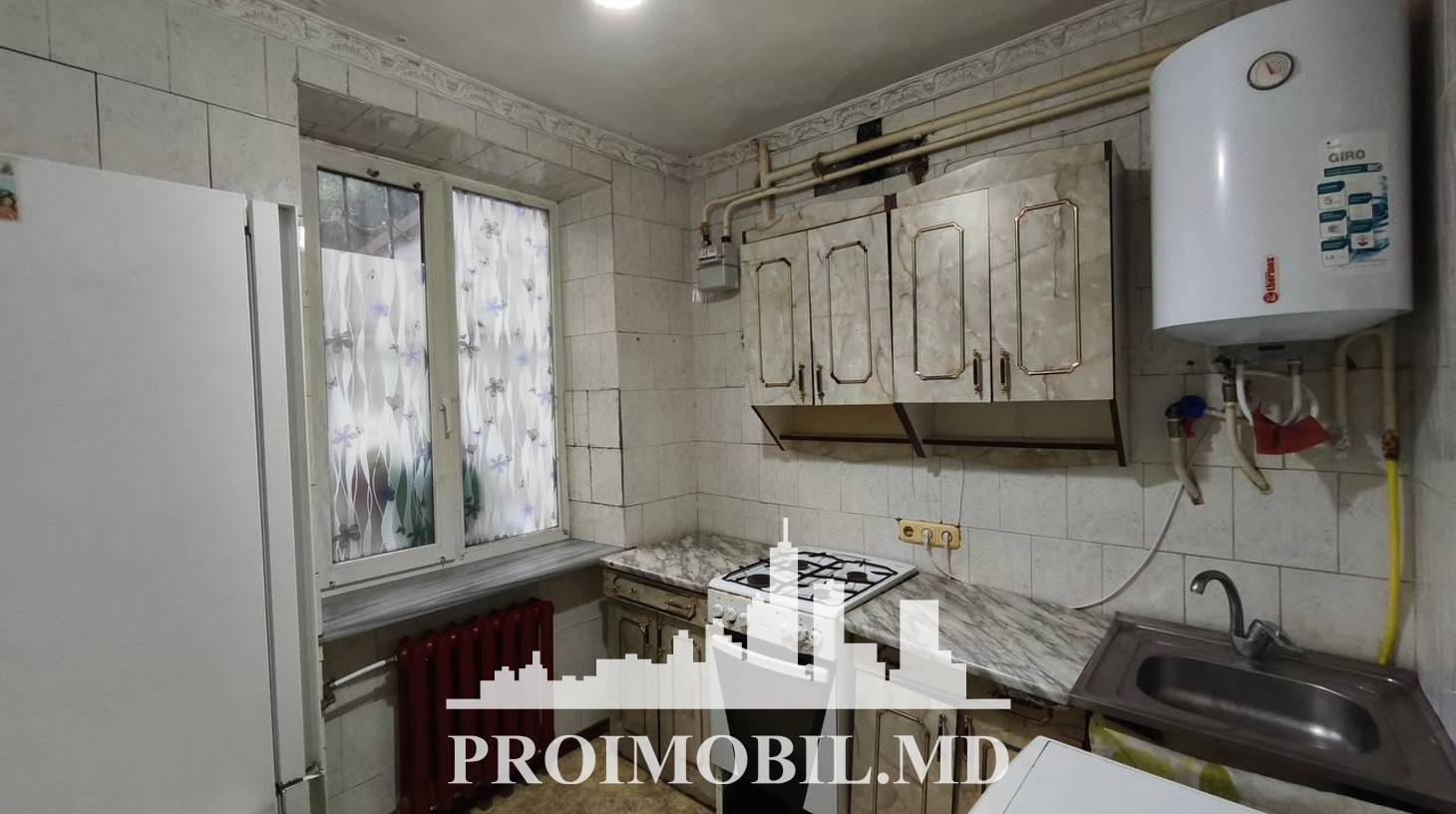 https://images.proimobil.md/Mlg8cTZNXS--UUSSKpgYIgQ6AiVaWHHOpxpxvkhYV3I/watermark:0.75:so:0:30:0.39/resize:fill:1460:816:1/gravity:ce/bG9jYWw6Ly8vZXN0YXRlL2xyLzNlYmExNDI5LWE4MGEtNGRhMi1hMjU5LThiOWNmNjQwZTE3My5qcGVn