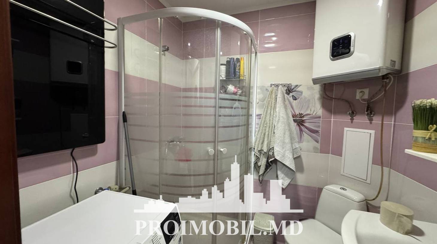 https://images.proimobil.md/MqUPcAb6YN4EFmOvFfyWaDUDFLRtZTqqErtBd6PknAA/watermark:0.75:so:0:30:0.39/resize:fill:1460:816:1/gravity:ce/bG9jYWw6Ly8vZXN0YXRlL2xyL2M2YmYzZmFlLTE1YTEtNGEzOC1iOWU3LTgzMmJlNmEzMWViZC5qcGVn