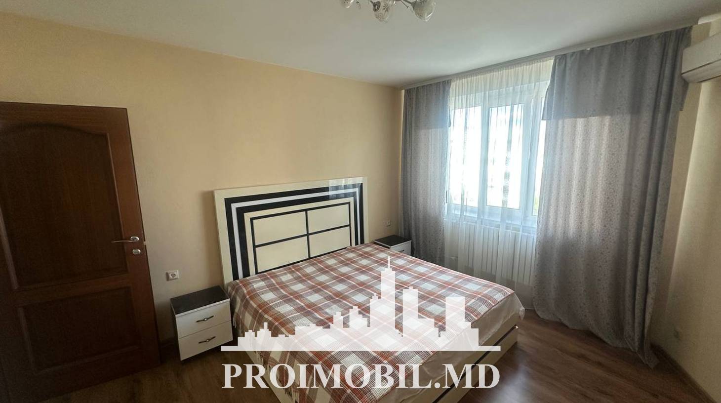 https://images.proimobil.md/MxBc2oBgUaS7ZhyCfgZgiguf9SO058JeioOw9Wj7IP8/watermark:0.75:so:0:30:0.39/resize:fill:1460:816:1/gravity:ce/bG9jYWw6Ly8vZXN0YXRlL2xyLzU0NWE4YjYxLTc3N2MtNGQ5Ny1iOTI1LTY4NDJmMzUyMjMxNS5qcGVn