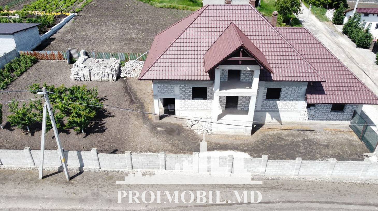https://images.proimobil.md/MxCH-PyMUAVT4b00xybjA50_BWRcBSQPORZ6cbvVVl8/watermark:0.75:so:0:30:0.39/resize:fill:1460:816:1/gravity:ce/bG9jYWw6Ly8vZXN0YXRlL2xyL2E0NDkyNzRmLWQ5NjMtNDM1Mi1hYTg0LTI2YzA1ZTAwMWUzZC5qcGVn