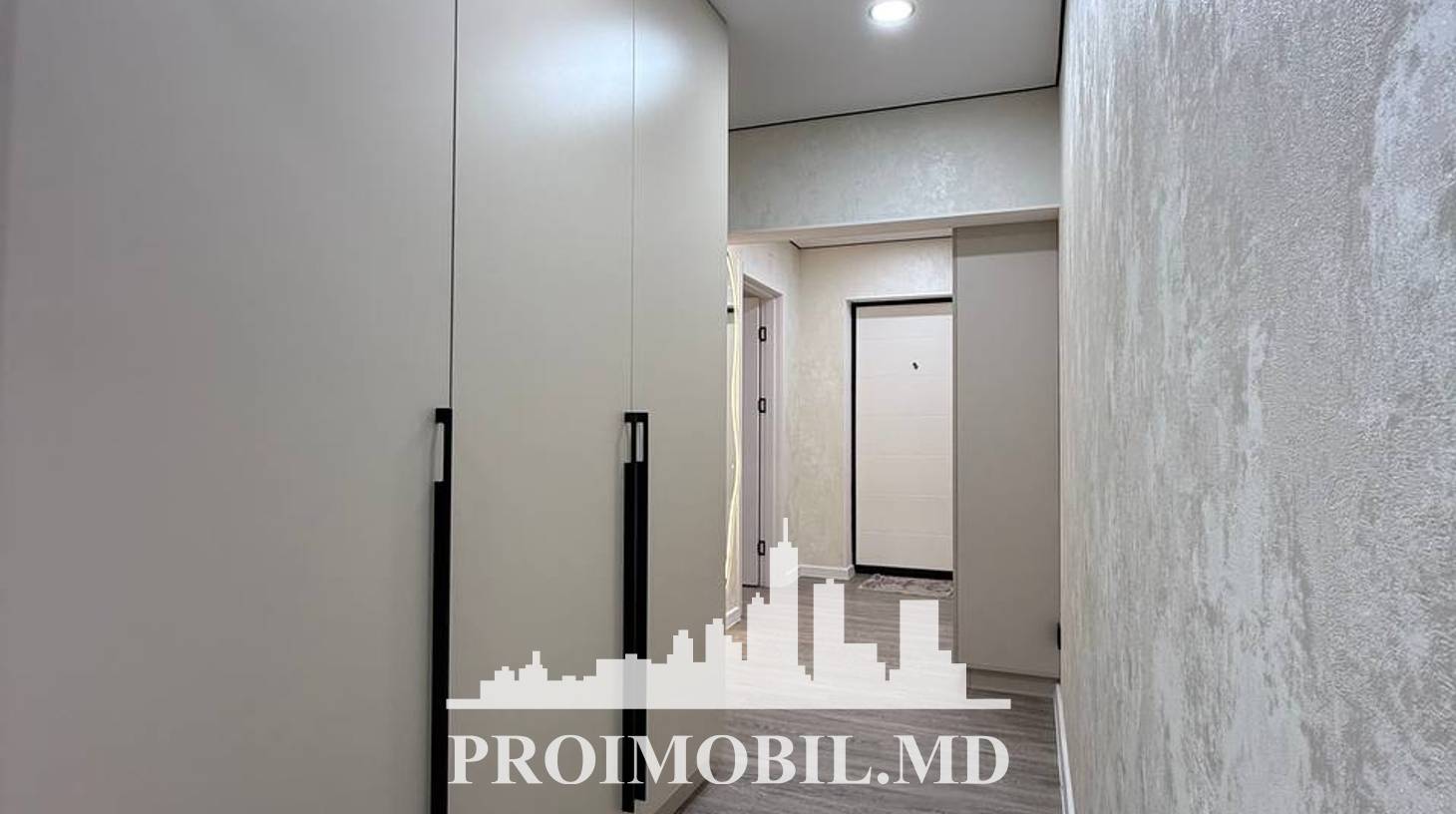 https://images.proimobil.md/Myz_tDVxe6rsn4_Hbe--XVjXj7Glr6muk4jv9O5gzVk/watermark:0.75:so:0:30:0.39/resize:fill:1460:816:1/gravity:ce/bG9jYWw6Ly8vZXN0YXRlL2xyLzM3ZTc5OWQ1LTdmYTUtNDE3MC1iMDA5LTlmNDA4NGJkMmI5ZS5qcGVn