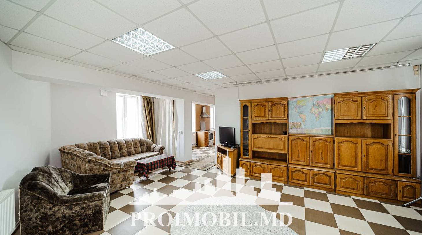 https://images.proimobil.md/Mz4Gf0ki2Fk7-YMb-ilOrC932eIbzW2chShQmtrSAog/watermark:0.75:so:0:30:0.39/resize:fill:1460:816:1/gravity:ce/bG9jYWw6Ly8vZXN0YXRlL2xyLzlkY2NmOTM4LTFmZmYtNGFhYi04MGY5LTZkYzczN2M2YjM1ZC5qcGVn
