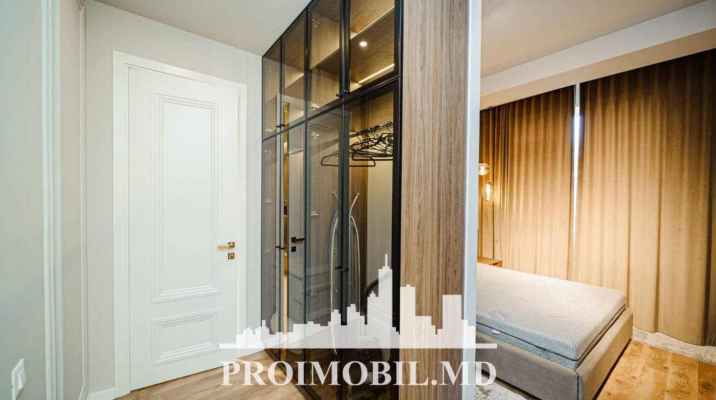 https://images.proimobil.md/MzTnR666H4G1rUeaxkGBdjfiS03m7sWaqapZDJj5uOk/watermark:0.75:so:0:30:0.39/resize:fill:1460:816:1/gravity:ce/bG9jYWw6Ly8vZXN0YXRlL2xyL2FmNTVkODI0LTRjM2QtNDRlMi05NzhlLTRlNWI3MjA4ZDQ3Yy5qcGVn