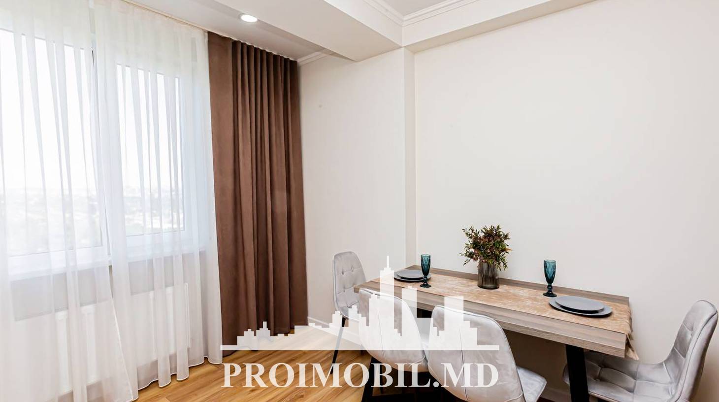 https://images.proimobil.md/N-JaiOqgsQMfpiwiVibVNbR5W2hlvAotfLitc1nG6ks/watermark:0.75:so:0:30:0.39/resize:fill:1460:816:1/gravity:ce/bG9jYWw6Ly8vZXN0YXRlL2xyLzA1YmQxMDA2LWI5NTEtNGQzYy05NDIwLWY4YmI1NDdjNWI0MS5qcGVn