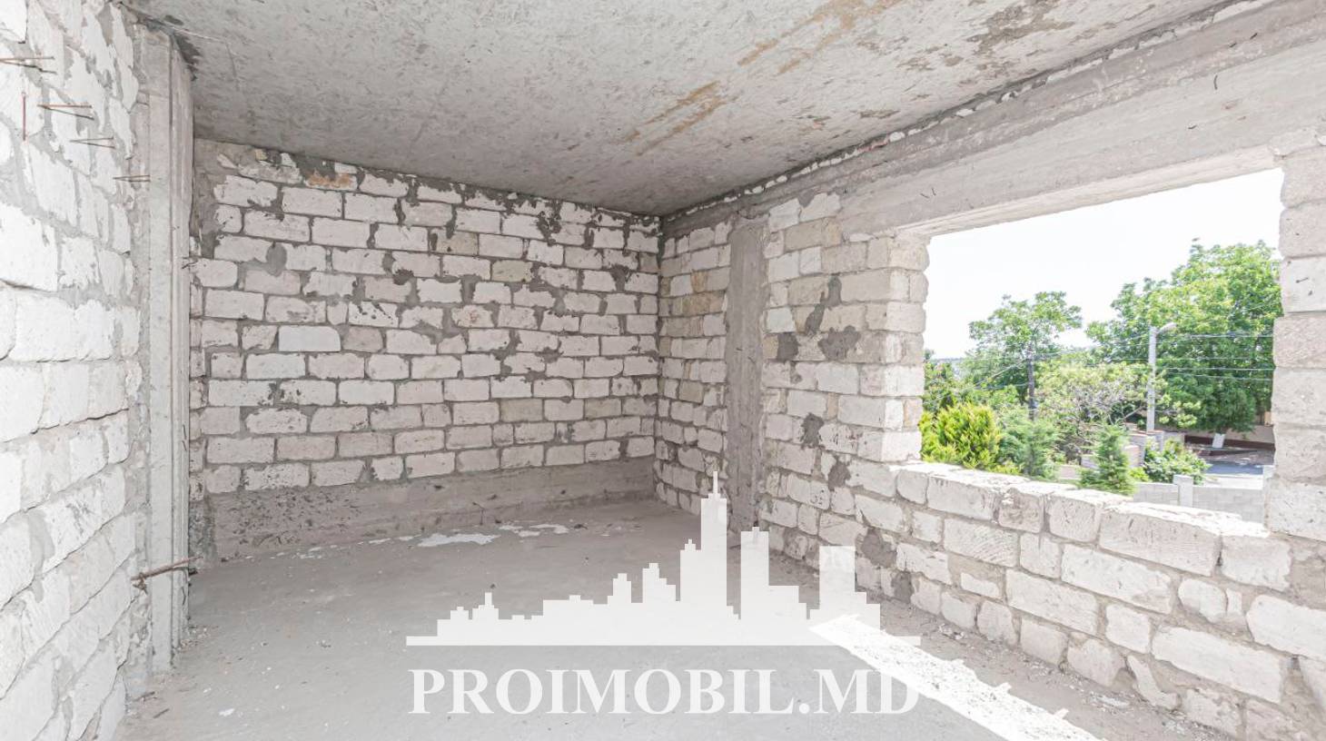 https://images.proimobil.md/N1l9T86EWQj8AuVwixtbULjkkewDrLWYYxru7EaNonw/watermark:0.75:so:0:30:0.39/resize:fill:1460:816:1/gravity:ce/bG9jYWw6Ly8vZXN0YXRlL2xyLzQ0YjQ2YTU0LWU3ZjgtNDYwYy05ZTFlLWI4OTU2NTczNjJhNy5qcGVn