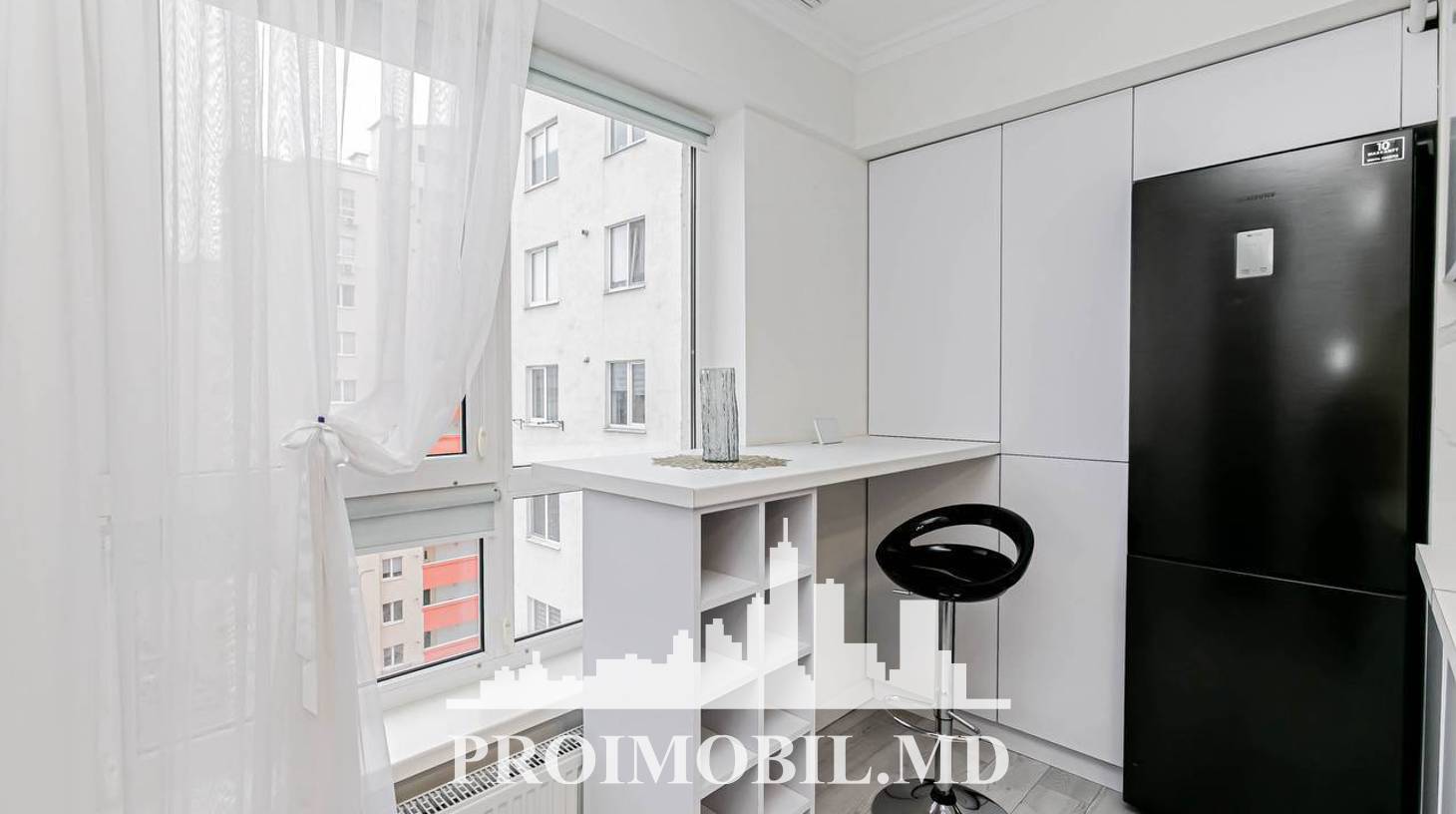 https://images.proimobil.md/N2ZkK5Elu_5Tuf9Uc28A9xcgxnQRwz8cCxWSf1zVGnU/watermark:0.75:so:0:30:0.39/resize:fill:1460:816:1/gravity:ce/bG9jYWw6Ly8vZXN0YXRlL2xyLzA0YTE4ZDE3LTFiODEtNDJkNi1hZTFjLWJjNzg0OTRkZWQ5OS5qcGVn