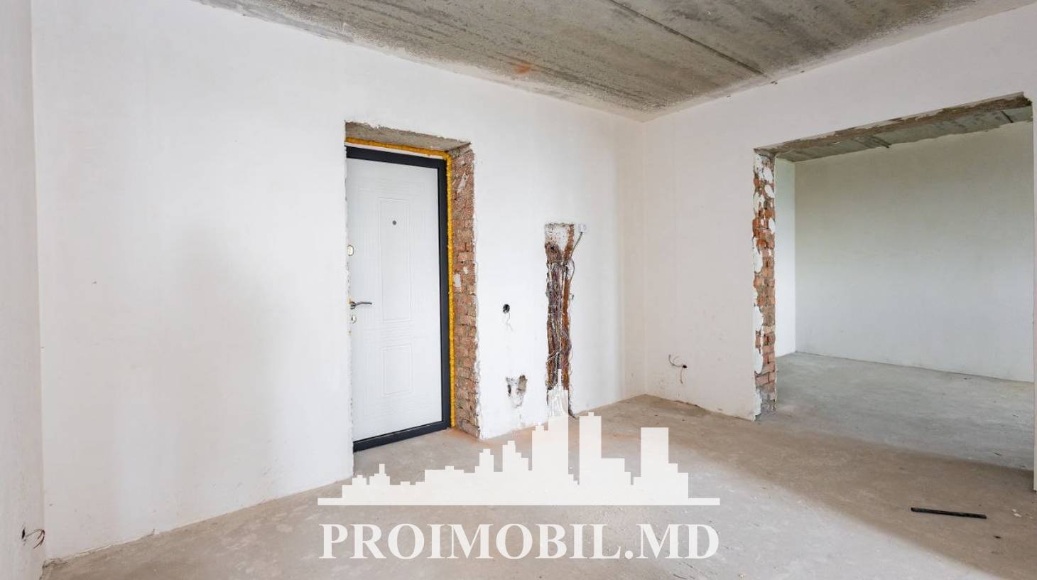 https://images.proimobil.md/N3snvZY_pgsPXRi6FM8UI0Bbx8bWN0OlD56ghu-ZYX0/watermark:0.75:so:0:30:0.39/resize:fill:1460:816:1/gravity:ce/bG9jYWw6Ly8vZXN0YXRlL2xyL2U5MDY5YWU3LTZhMTMtNDhlMS1hOTgwLTJjN2U2Yjc4MmRkMy5qcGVn