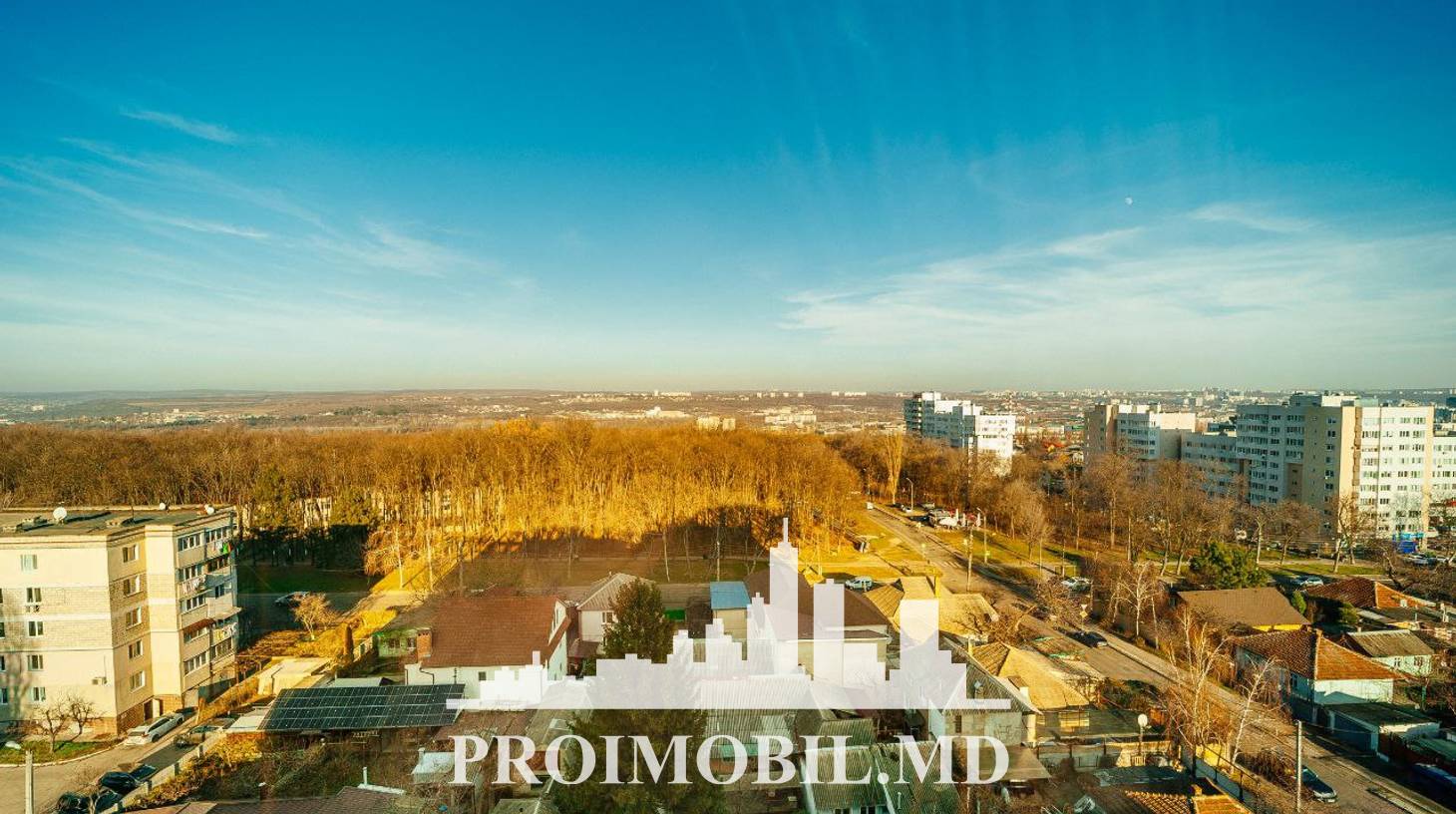 https://images.proimobil.md/N9LvIYJ7COjqErZtZeYrB9g3h0qdvExjwFoBoBQZjcw/watermark:0.75:so:0:30:0.39/resize:fill:1460:816:1/gravity:ce/bG9jYWw6Ly8vZXN0YXRlL2xyLzgzNzcyYmU3LTNjZDctNDE4My1hMWI4LWQxM2E4NTRhN2U0NS5qcGVn