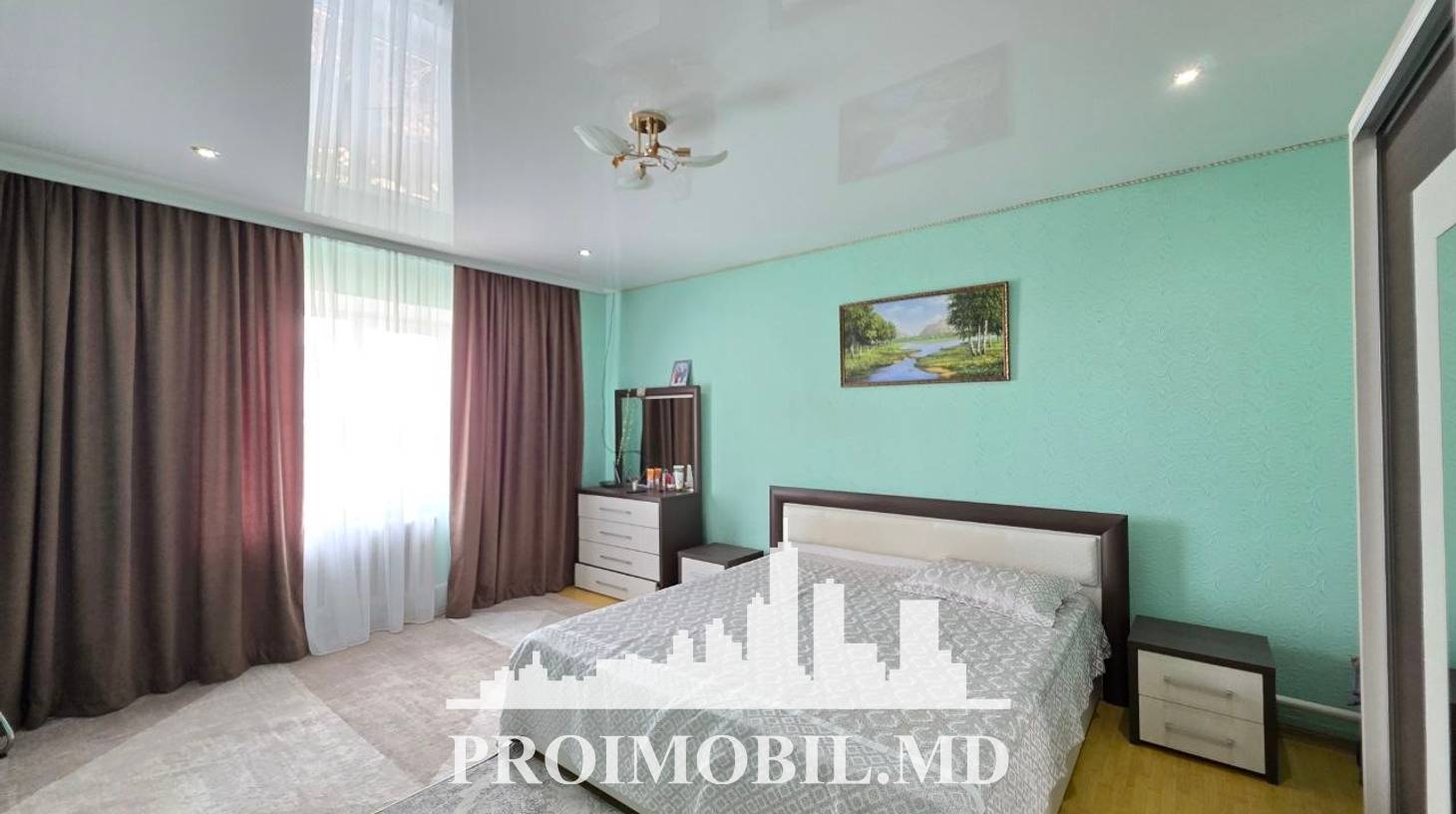 https://images.proimobil.md/NI8WWJ2gRBSZ5ASdAdK2Fhz4sKcpj66-JygjmuRMhf0/watermark:0.75:so:0:30:0.39/resize:fill:1460:816:1/gravity:ce/bG9jYWw6Ly8vZXN0YXRlL2xyL2EwN2ZhMWMxLTk0YzQtNGI3ZC1hMTdjLWIzYThmY2NjYTgyYi5qcGVn