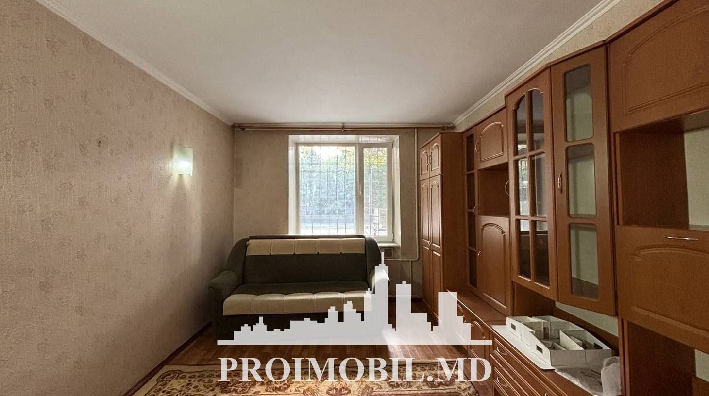 https://images.proimobil.md/NJldfj5DVpGHjuVxX_NV5-bM2LDnjDo60Dr71Qz50Qo/watermark:0.75:so:0:30:0.39/resize:fill:1460:816:1/gravity:ce/bG9jYWw6Ly8vZXN0YXRlL2xyLzhjMGUyMDMzLWZkMjUtNGJiMS1iYzcxLTg2Njc1Y2I1MWU0OC5qcGVn
