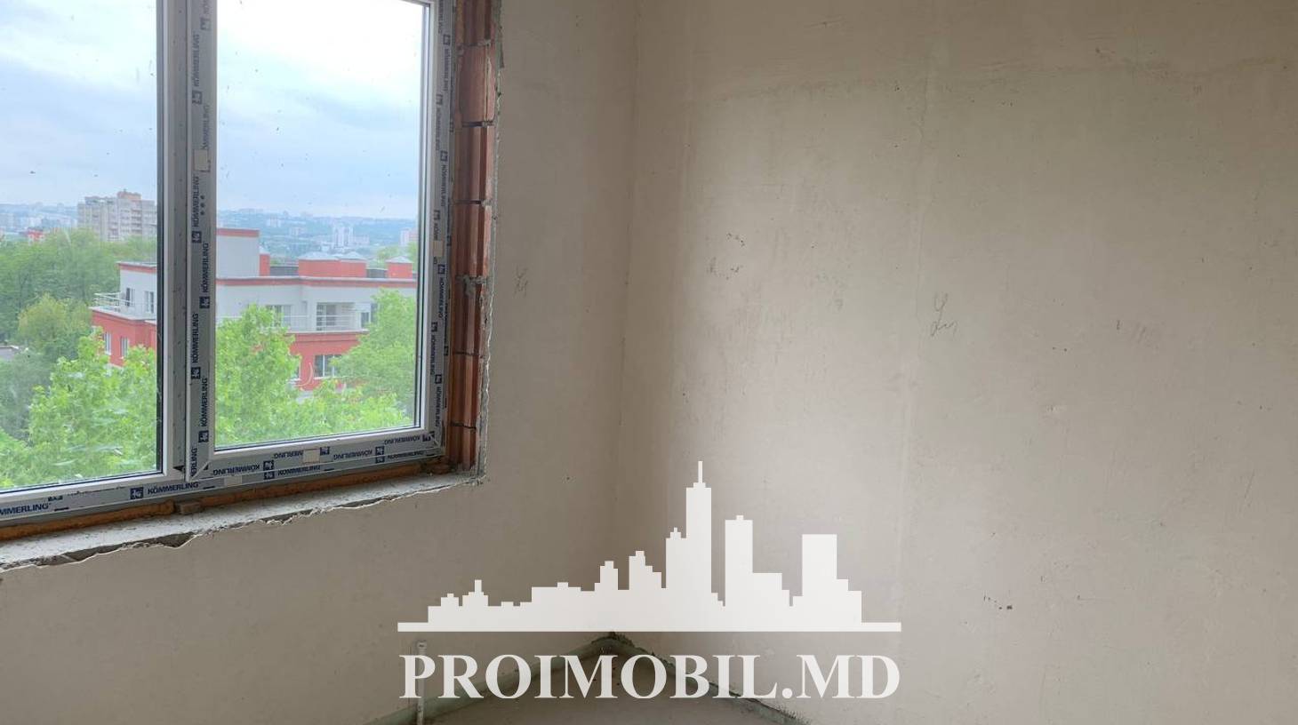 https://images.proimobil.md/NL__H9Hs83mGsq71Y_ZoOxlIceM-y6FInd7q-u24HdU/watermark:0.75:so:0:30:0.39/resize:fill:1460:816:1/gravity:ce/bG9jYWw6Ly8vZXN0YXRlL2xyLzg4ZGNiNzc1LTZlYjUtNDBhOC1hNjNhLWM4N2JjODUzOGVjZS5qcGVn