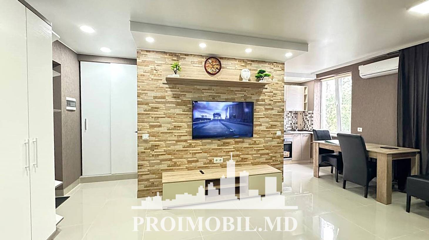 https://images.proimobil.md/NNUjg8vHaFp7LlxmYwG-lnYPfvNk7DdhOUJAohcY0io/watermark:0.75:so:0:30:0.39/resize:fill:1460:816:1/gravity:ce/bG9jYWw6Ly8vZXN0YXRlL2xyL2NlNmUwOGU3LWJhMDctNDFkOS05YWZmLTY5ZGRhMDk1MjJhMC5qcGVn