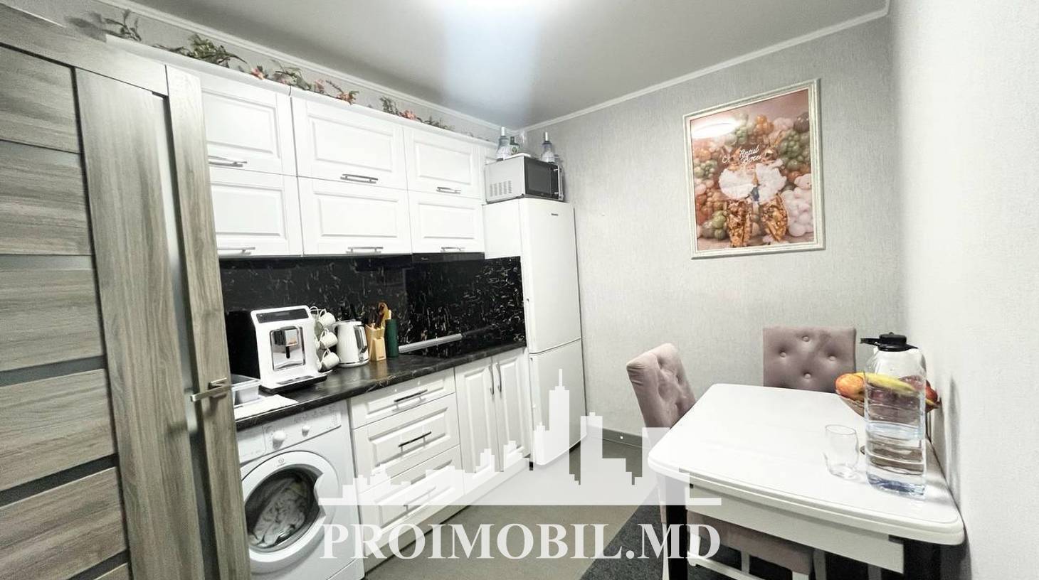 https://images.proimobil.md/NRPetBB45Ujp-q2jNSFCQfOKMU0zQlycSLJkiNfW6ak/watermark:0.75:so:0:30:0.39/resize:fill:1460:816:1/gravity:ce/bG9jYWw6Ly8vZXN0YXRlL2xyL2FlOGFkNmExLWIyNzUtNDBlOS1iNjRiLTRkYzMxMjRhZWVlZC5qcGVn