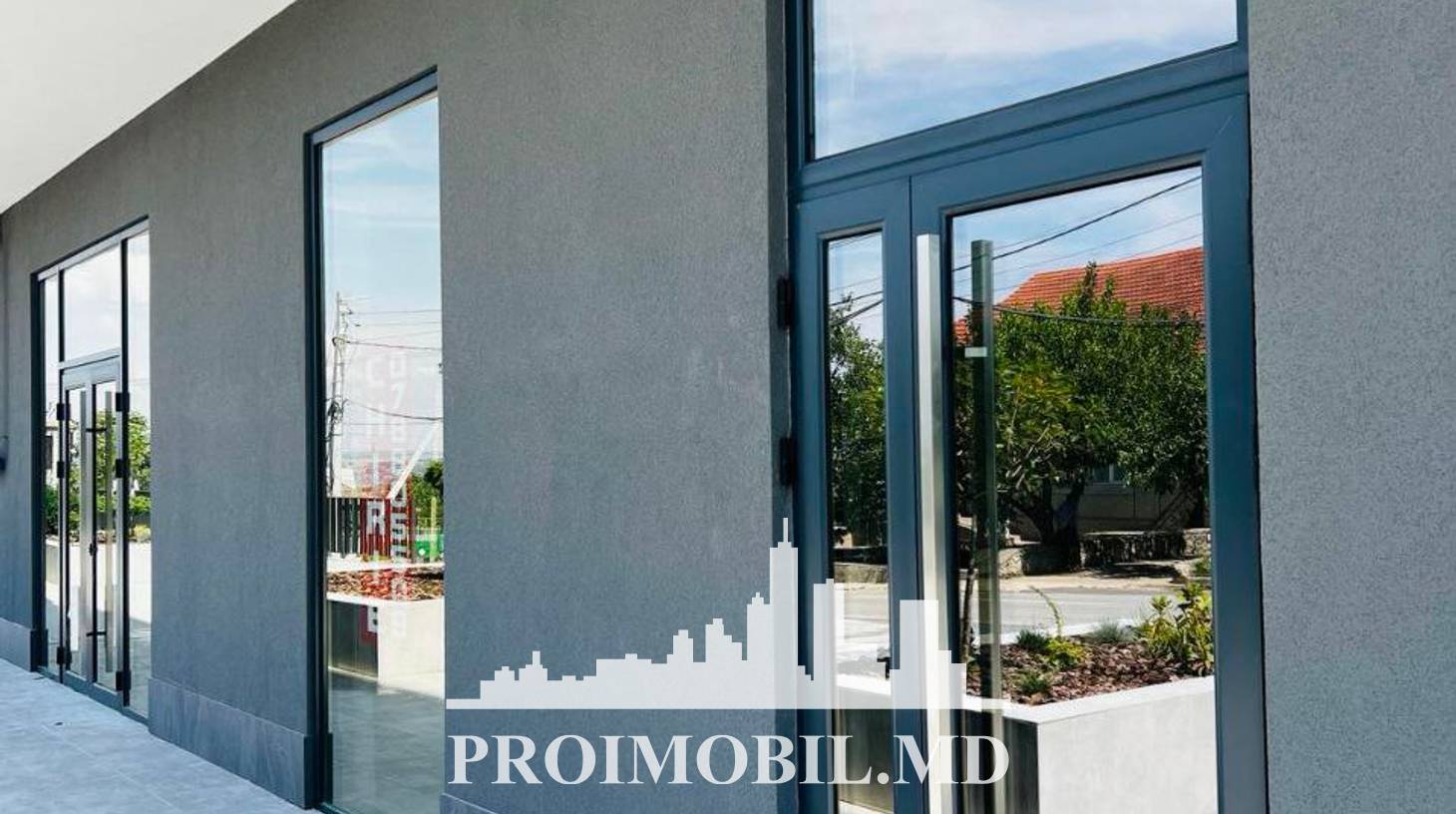 https://images.proimobil.md/NRSI7P73kIXzy6dEAOMMH2gqC5myEWaJXtq97lWMSR0/watermark:0.75:so:0:30:0.39/resize:fill:1460:816:1/gravity:ce/bG9jYWw6Ly8vZXN0YXRlL2xyLzc0M2QyMTcxLWU0NTMtNDQzMi05MTBhLWY4M2VlMzdiYTM2MS5qcGVn