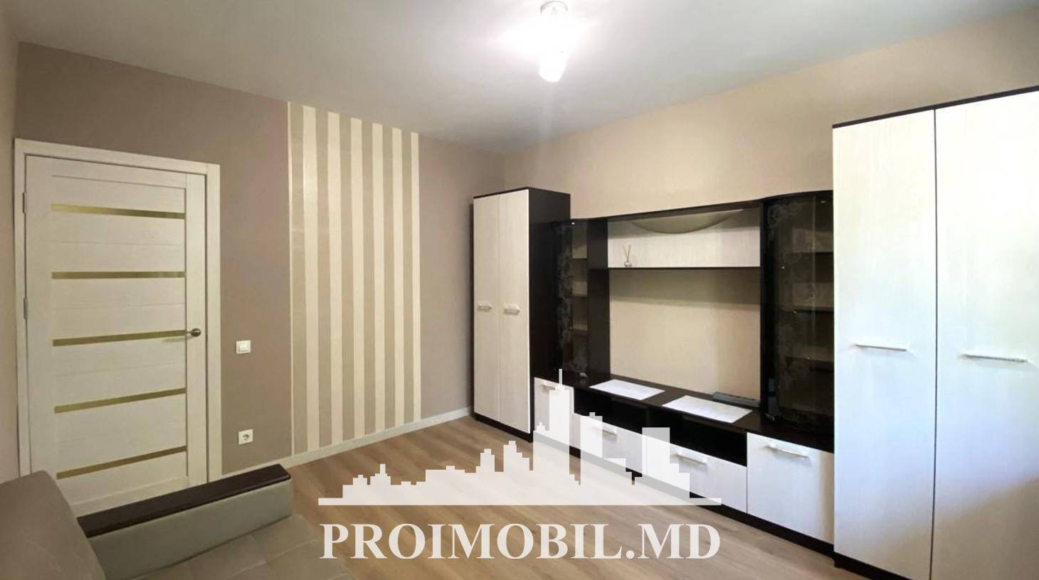 https://images.proimobil.md/NSc3Pz0IgUl--g6GJI4-N4v6dMGd_OkHP89ZGc0guZg/watermark:0.75:so:0:30:0.39/resize:fill:1460:816:1/gravity:ce/bG9jYWw6Ly8vZXN0YXRlL2xyL2ZlMjAyMjNmLWRlM2MtNDgyMS05Mzg1LTFiOGE1ZDMzNjQxMy5qcGVn