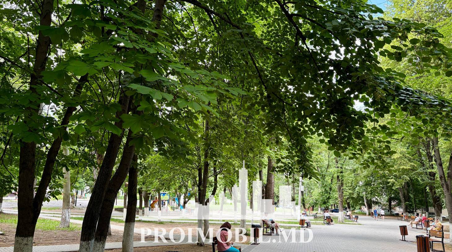 https://images.proimobil.md/NVJc3_PByzQiLTsFNXIcnFAnXlABiQRduE8e5vCscnM/watermark:0.75:so:0:30:0.39/resize:fill:1460:816:1/gravity:ce/bG9jYWw6Ly8vZXN0YXRlL2xyLzhkY2ZiMTIwLWMxZjItNDRhNS1hYWQ2LWUyZmEwYjU4ZWQ1NC5qcGVn