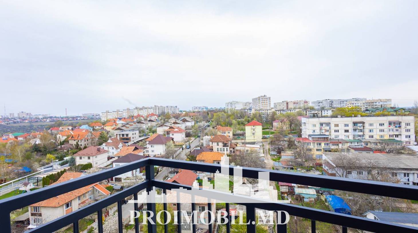 https://images.proimobil.md/NWkdfM9a_gyjYvJm1ICrlO12Nl3kxV5l9Qhc3vUQwGk/watermark:0.75:so:0:30:0.39/resize:fill:1460:816:1/gravity:ce/bG9jYWw6Ly8vZXN0YXRlL2xyLzk2ODAxMTdmLTY2MTQtNDIxZC1hNGFlLTFlOGU3ZjNjYWEwZS5qcGVn