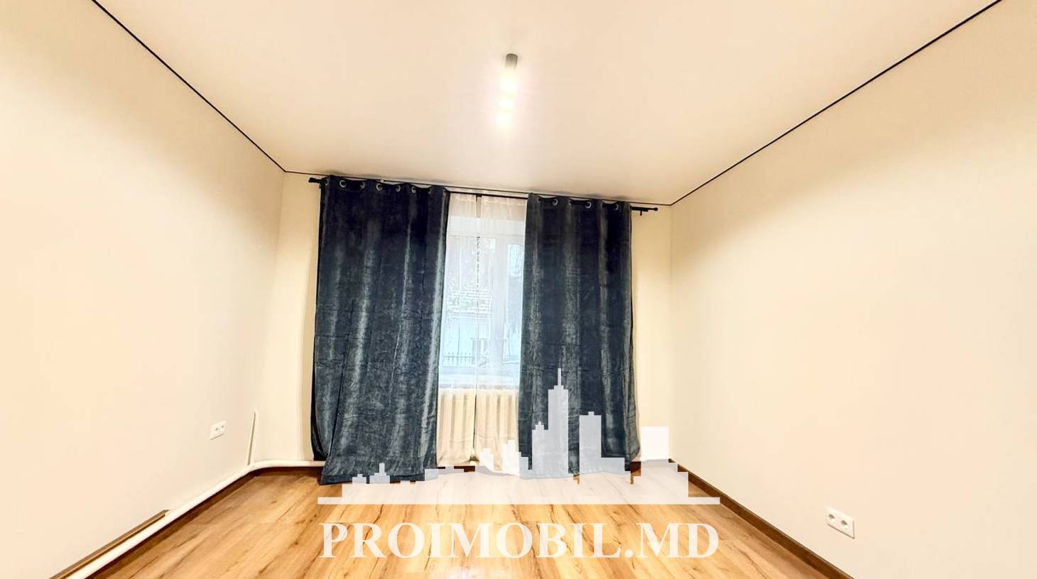 https://images.proimobil.md/NXiVDI3VpFztEAdAXN50u8zyCEHf3-J9CmTw-GUAOQ4/watermark:0.75:so:0:30:0.39/resize:fill:1460:816:1/gravity:ce/bG9jYWw6Ly8vZXN0YXRlL2xyLzFiMjEyZDVmLWM2OTgtNGJhMC04NGM5LWZiNTI1Y2IwMTdmOS5qcGVn