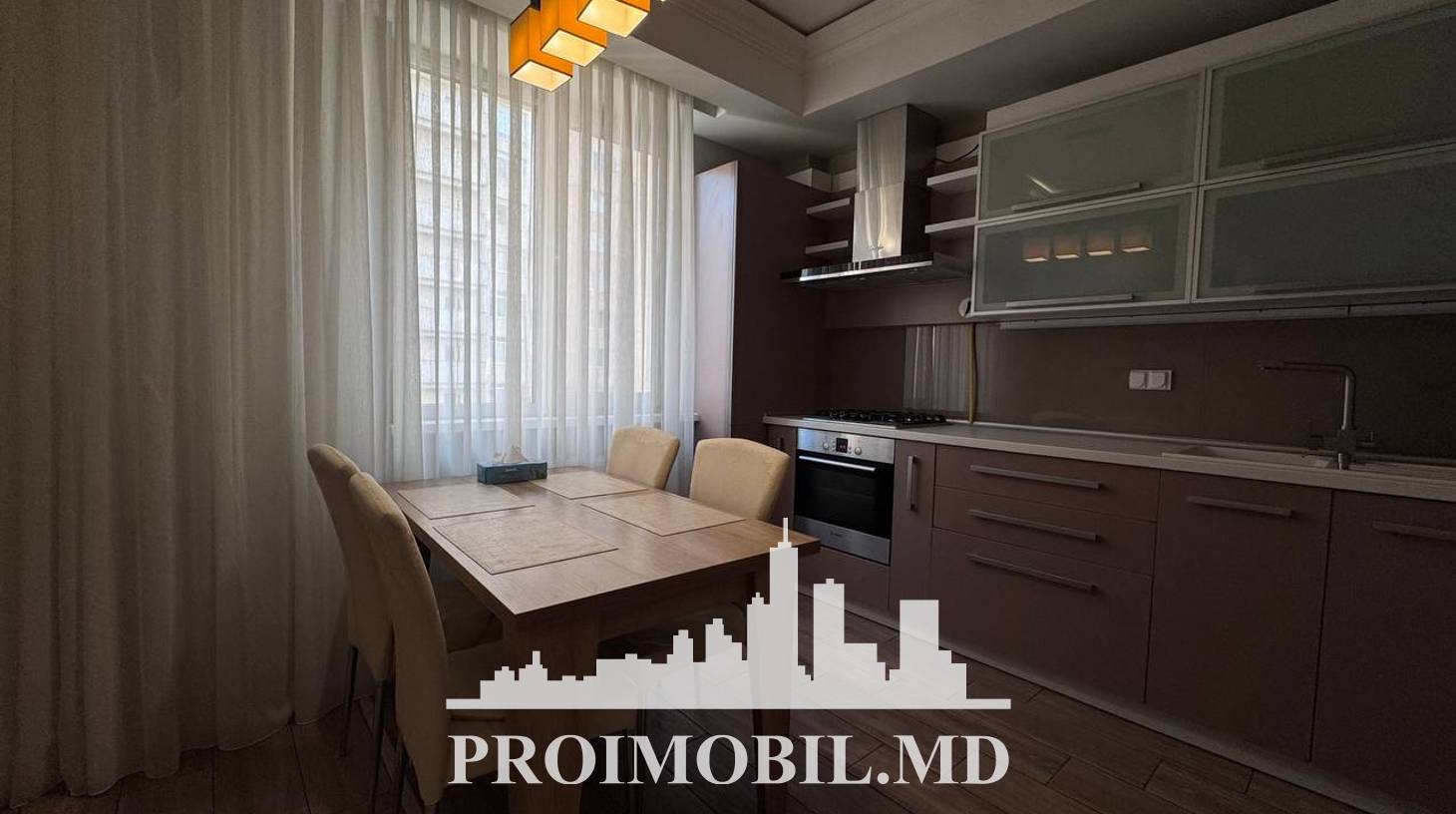 https://images.proimobil.md/NdgMSiT3prXgUbAWNJDZBj4HaJLfQJQK8ZQuSEbJ7qk/watermark:0.75:so:0:30:0.39/resize:fill:1460:816:1/gravity:ce/bG9jYWw6Ly8vZXN0YXRlL2xyLzNjNTZhMTExLWM2ZTUtNDgxNy1iZTViLTBkYWYyODIwYmVmOC5qcGVn