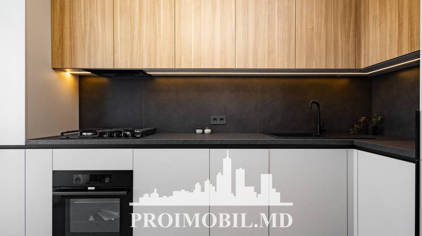 https://images.proimobil.md/Ni_wcU78YBhANTlEgQ6twtY4xvPtDQT-h7Ba5gzyASk/watermark:0.75:so:0:30:0.39/resize:fill:1460:816:1/gravity:ce/bG9jYWw6Ly8vZXN0YXRlL2xyLzA3YzE4OTAxLTgwNmEtNDNkOS1hODE1LTVmMzYxNzIwM2VhMi5qcGVn