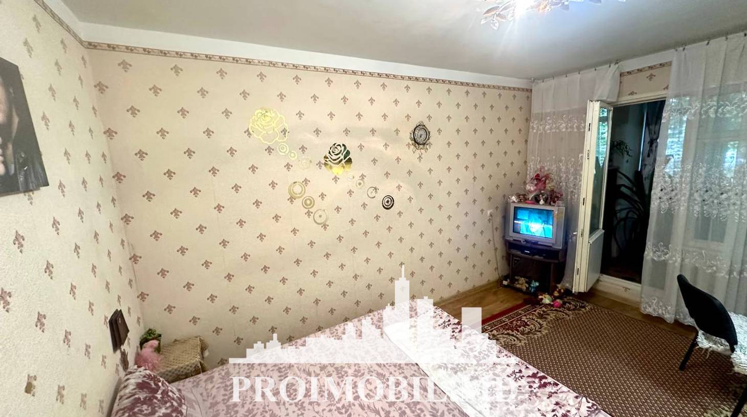 https://images.proimobil.md/NjXRnI_tnRx69ppx9X7neBC9lMk2zupex9IyxQbmMZU/watermark:0.75:so:0:30:0.39/resize:fill:1460:816:1/gravity:ce/bG9jYWw6Ly8vZXN0YXRlL2xyL2RiNDFmMTY3LTNjNTMtNGU5Ny1hY2MzLTViNDg0NjQxYWI2ZC5qcGVn