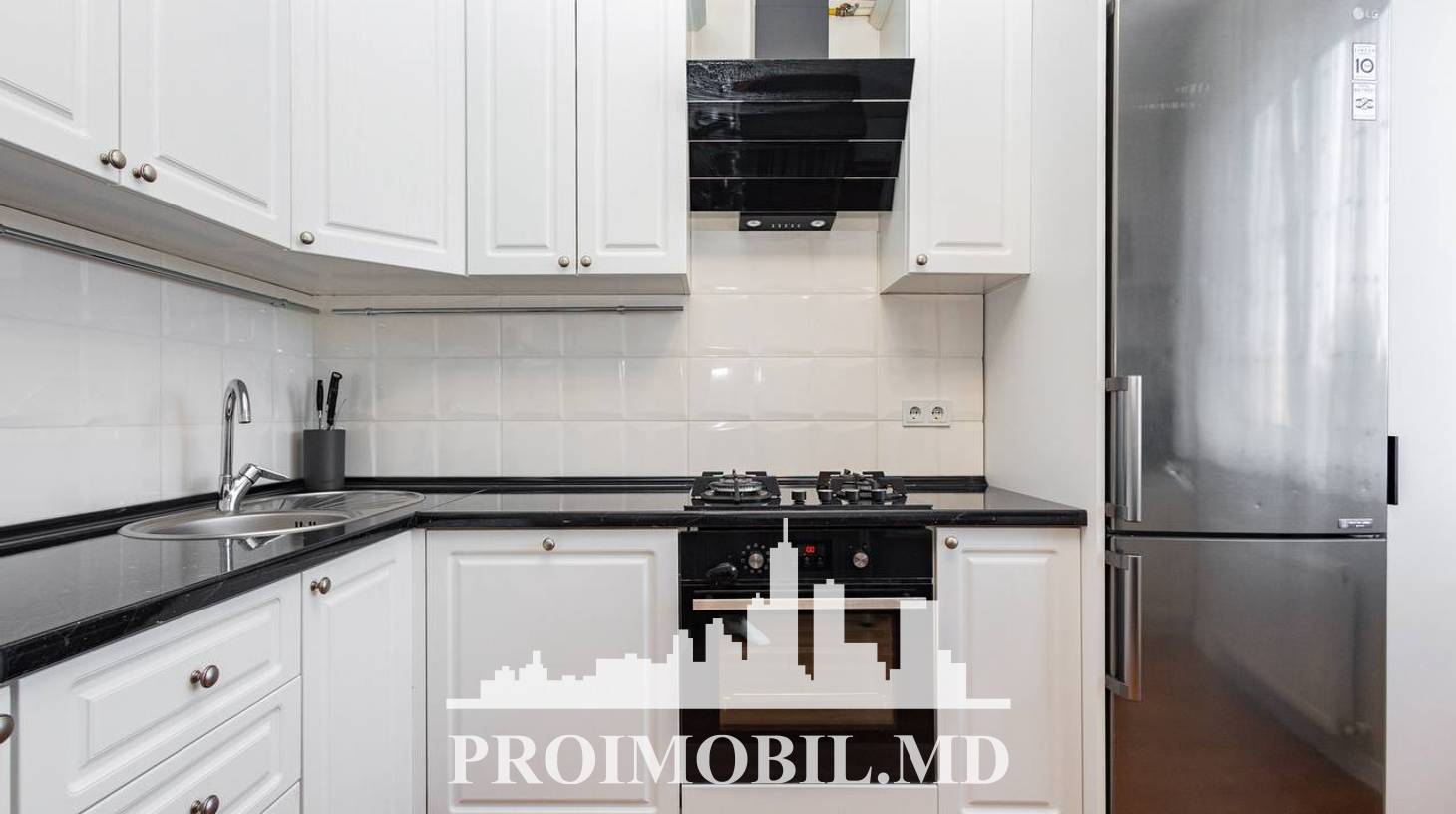 https://images.proimobil.md/Nlm9AbDBV2fa0wZReC7ifm5gH9-0lZSwOlI3_vPeQA4/watermark:0.75:so:0:30:0.39/resize:fill:1460:816:1/gravity:ce/bG9jYWw6Ly8vZXN0YXRlL2xyLzQ3NDJlNGM0LWFiZjctNGMwMi1hZTNmLWYwNWYwNjdkMGRiNC5qcGVn