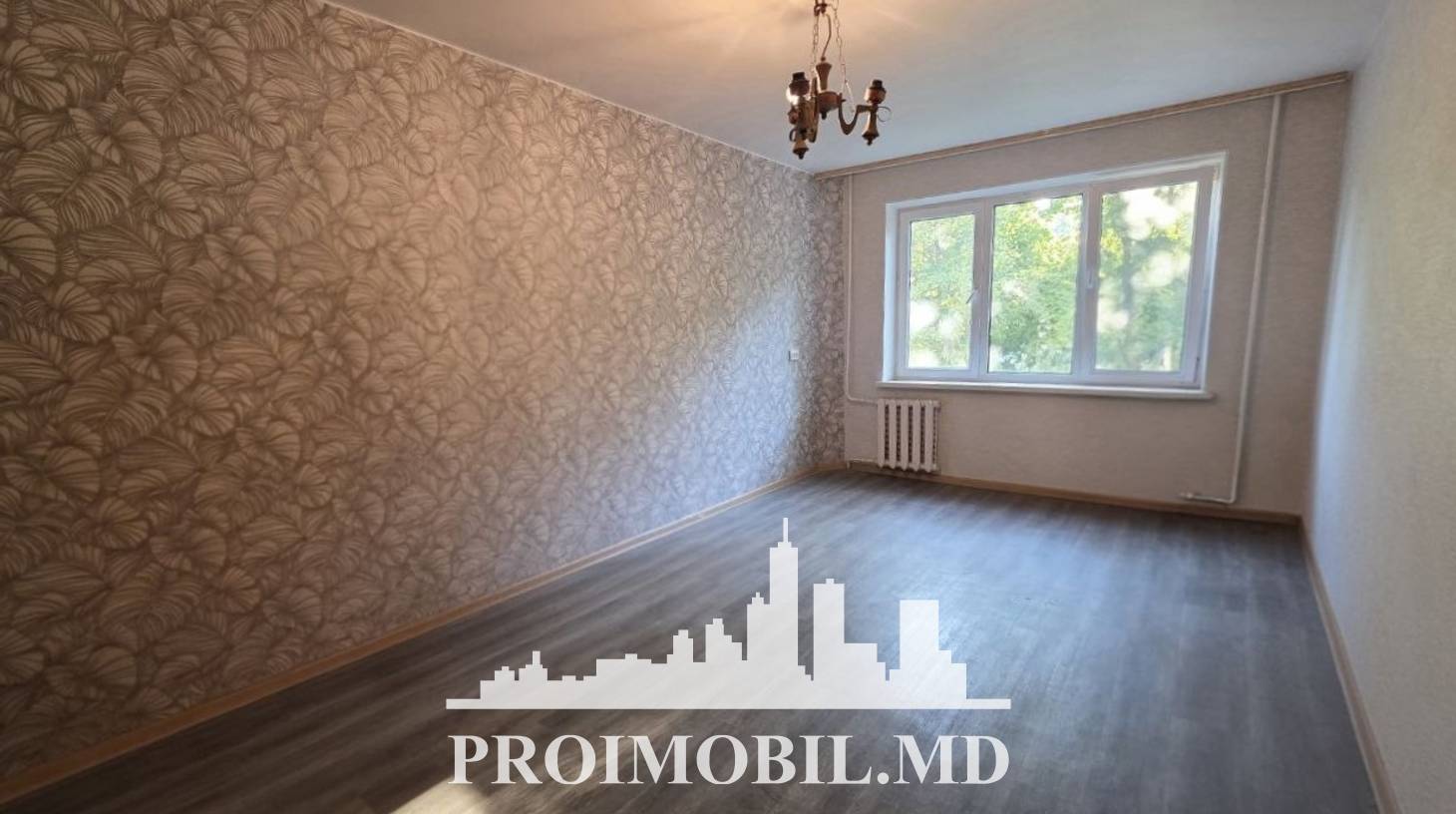 https://images.proimobil.md/NnegaxxhRbNRfetlvgGaA1En8xq4V-S2QbDPmlQYQ9M/watermark:0.75:so:0:30:0.39/resize:fill:1460:816:1/gravity:ce/bG9jYWw6Ly8vZXN0YXRlL2xyLzllMTc2OTZjLTBlZmEtNDcyOS1iZmQ5LWVlZDQ0YmMxZGE2Zi5qcGVn
