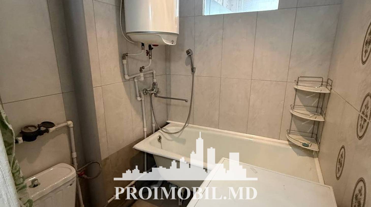 https://images.proimobil.md/NvvzDTXtKInO_d8HqwDxIPWp9fbk_EcDFChF92JbTh8/watermark:0.75:so:0:30:0.39/resize:fill:1460:816:1/gravity:ce/bG9jYWw6Ly8vZXN0YXRlL2xyL2NhZmUzYmYzLTY3NzYtNDkzYS05ZTVkLTY0ZjIyY2M0MjU0MS5qcGVn