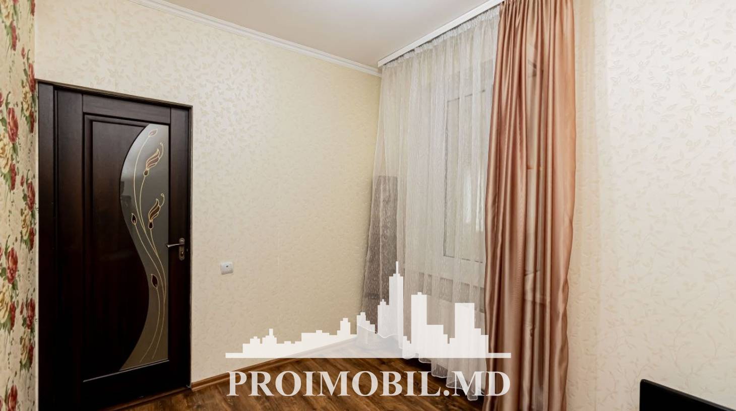 https://images.proimobil.md/Nx89A7N8gMUy3VycxYEjUEaA_4iJk1iUs7tbDUzgwsk/watermark:0.75:so:0:30:0.39/resize:fill:1460:816:1/gravity:ce/bG9jYWw6Ly8vZXN0YXRlL2xyL2RhMGYyYjU3LWI3Y2EtNGM1Mi05NTM5LTIyNTk4OWM1NzIxZC5qcGVn