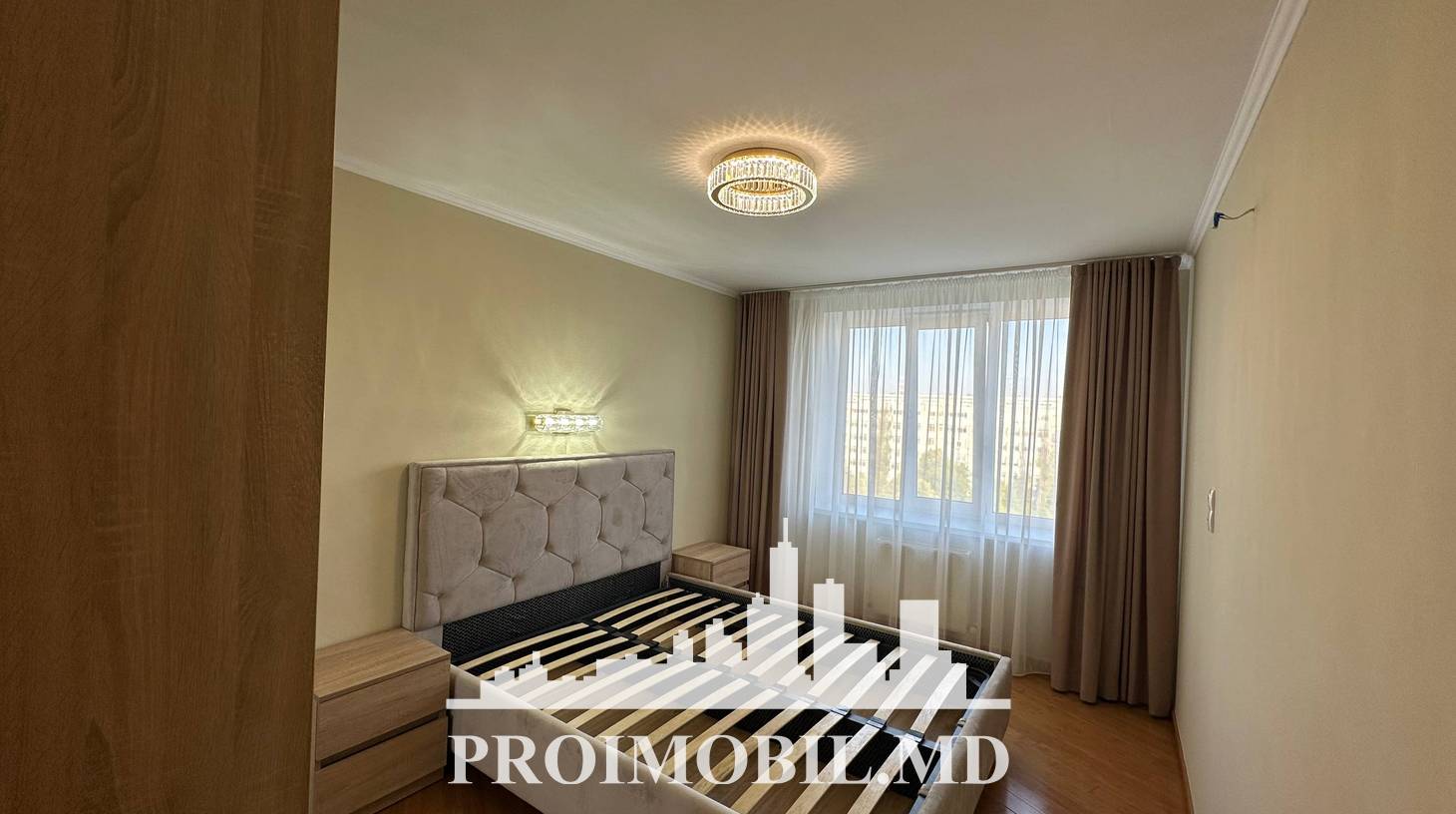https://images.proimobil.md/O-sJDXJtWqb7qZWG-AfXTuMS9PUBpBaagWhl06Jw_ps/watermark:0.75:so:0:30:0.39/resize:fill:1460:816:1/gravity:ce/bG9jYWw6Ly8vZXN0YXRlL2xyLzJkY2VmYThmLTk5ZmEtNGI2Ny1hMDlhLWEwNjViYTBiYTdmYi5qcGVn