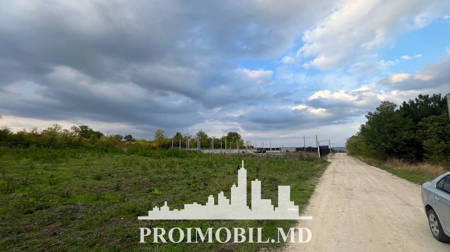 https://images.proimobil.md/O1v9hFXIjQm5uDoA7snqccQWCf-AHNRB03h_XCqlLHg/watermark:0.75:so:0:30:0.39/resize:fill:1460:816:1/gravity:ce/bG9jYWw6Ly8vZXN0YXRlL2xyLzNkMzkzMjBjLTEyNjItNGM0OS05ZmQ5LWZhYWIwMWVkZmFjOC5qcGVn