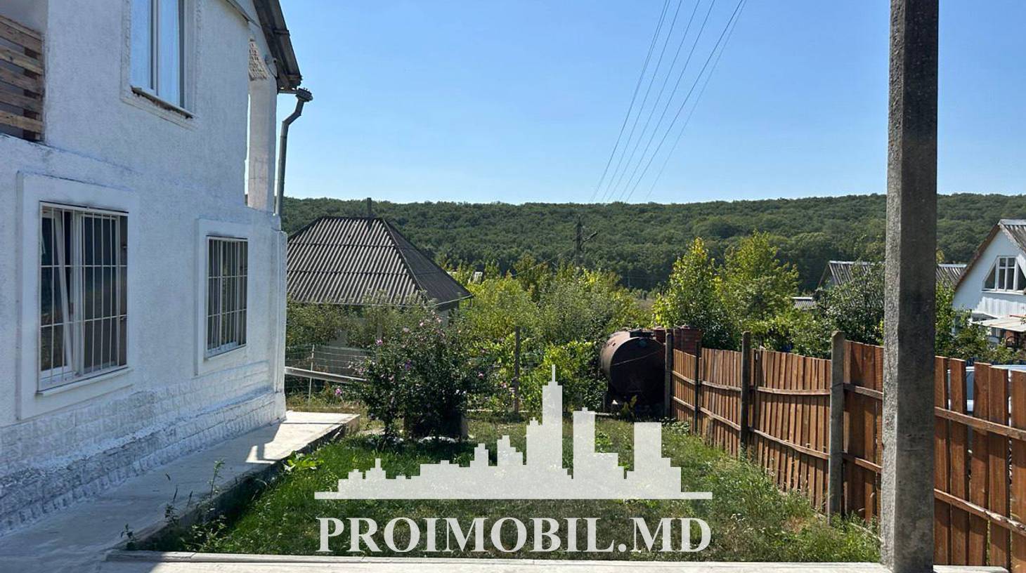 https://images.proimobil.md/O36wrVIDzuNA9eQDI36n2j6mnTeDbtJ8WZxzt2a6hQM/watermark:0.75:so:0:30:0.39/resize:fill:1460:816:1/gravity:ce/bG9jYWw6Ly8vZXN0YXRlL2xyLzRkMGEwYTE4LWZmNmYtNDhiMi1hYThhLTU1YzMyZTkyMTRhMy5qcGVn