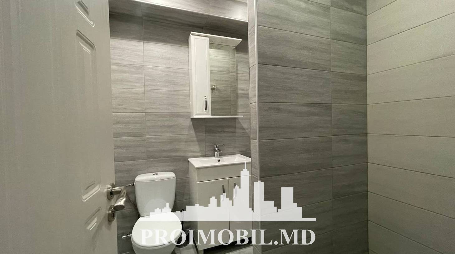 https://images.proimobil.md/O3884PkyJInL3RuWO_qkmAUVC7bg5pwdTsYnfxyVU64/watermark:0.75:so:0:30:0.39/resize:fill:1460:816:1/gravity:ce/bG9jYWw6Ly8vZXN0YXRlL2xyL2FhMDY3MTNmLWZjMjMtNGY2OS1hZjFmLTYyNTBkYzUxZjAzMy5qcGVn