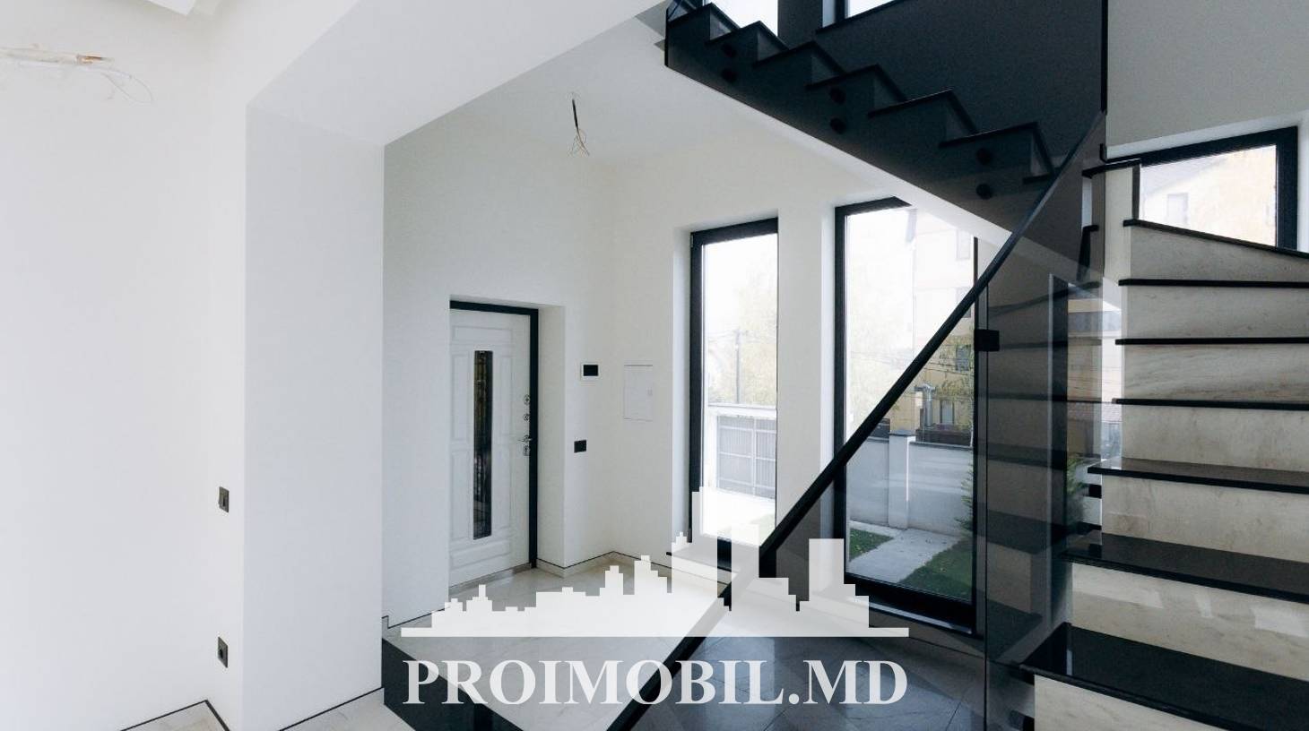 https://images.proimobil.md/O4uhunhlfGgdjDyZvHgtVQrJqF_qWdqvD1U5sHFE9nA/watermark:0.75:so:0:30:0.39/resize:fill:1460:816:1/gravity:ce/bG9jYWw6Ly8vZXN0YXRlL2xyLzliOTBhNGQzLWE2NTQtNGZmMS05ZTRjLWEzMmFjMjg1MmFmYy5qcGVn