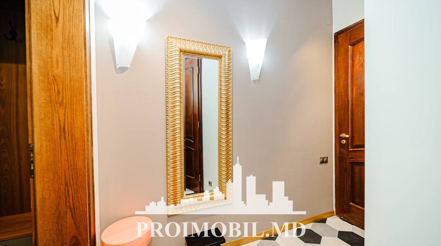 https://images.proimobil.md/O6KgjEK13OmRT1QJbghYvOeX-40T2Dm7stE_c7rKyL8/watermark:0.75:so:0:30:0.39/resize:fill:1460:816:1/gravity:ce/bG9jYWw6Ly8vZXN0YXRlL2xyLzQ5NzhlM2I4LTg1ZWQtNGEyNS1hNDIzLTQxNGM2M2UzYjcyMi5qcGVn