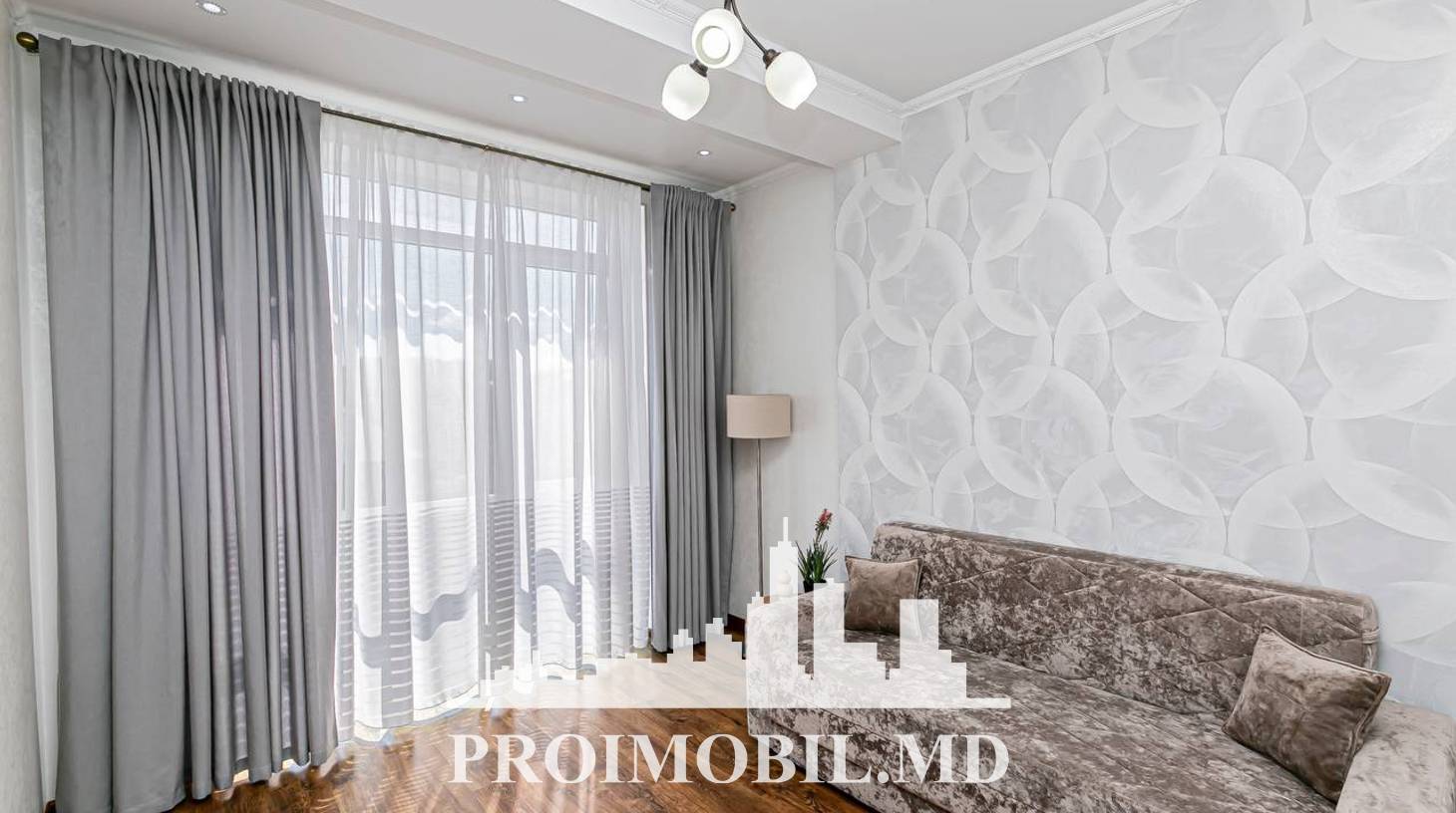 https://images.proimobil.md/O8D8LosBX4fshb1-2rSuaMWQROZGVLPub2_MsIBJPIc/watermark:0.75:so:0:30:0.39/resize:fill:1460:816:1/gravity:ce/bG9jYWw6Ly8vZXN0YXRlL2xyL2MzZTZkYmQ1LThkNTQtNDYxZC05NDNkLWFmNzJmNDFjNWNlZC5qcGVn