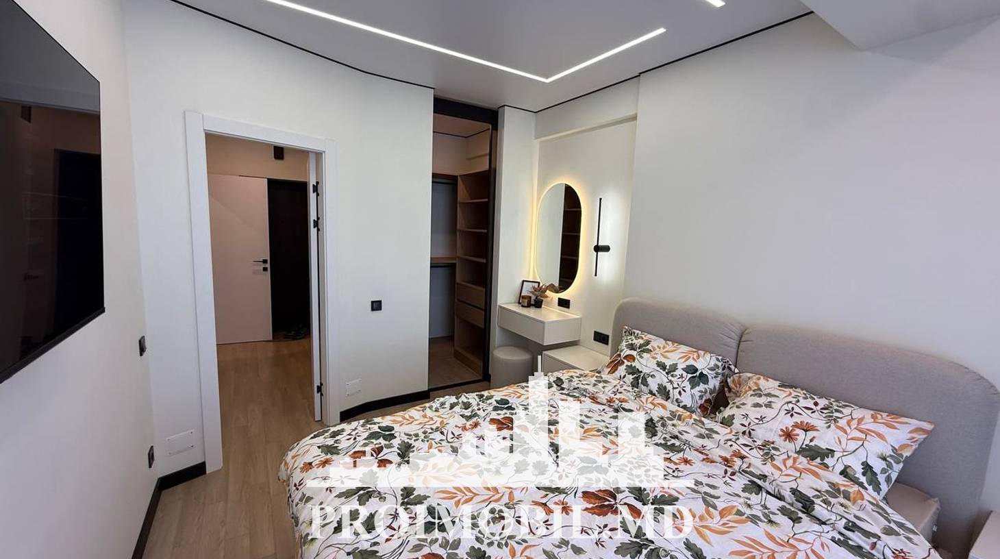 https://images.proimobil.md/O8IXSjTT9-lFOpGBRgY-kKEHiu9hdPYMNyakzDCbm9Q/watermark:0.75:so:0:30:0.39/resize:fill:1460:816:1/gravity:ce/bG9jYWw6Ly8vZXN0YXRlL2xyLzZkYWQ4MmVlLTQ5OTEtNGZjZC04Yjk3LWRlMjM0NzFkZDc0Ny5qcGVn