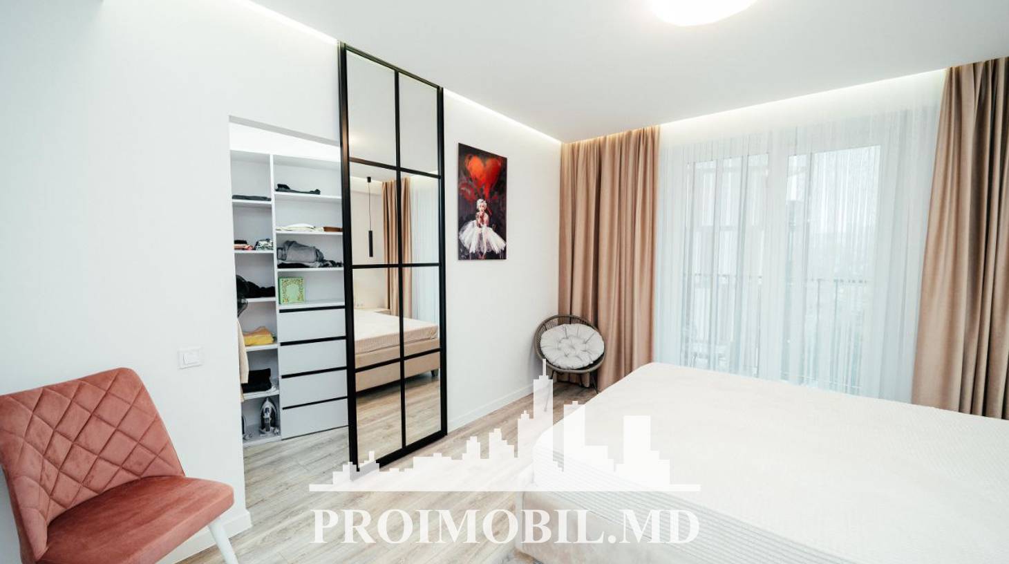 https://images.proimobil.md/OARLQ_FCf-EdjxklailCpHZv1KUTHG_Ho64lARppU4A/watermark:0.75:so:0:30:0.39/resize:fill:1460:816:1/gravity:ce/bG9jYWw6Ly8vZXN0YXRlL2xyL2UyZjdhNmZiLWRhYzItNDNkYS05OGYyLTI2MmMwOTY1MzNjNy5qcGVn