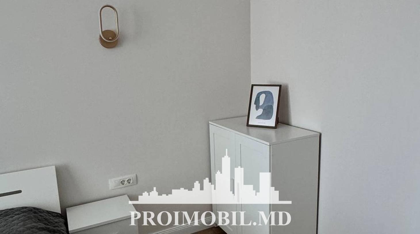 https://images.proimobil.md/ODNtctIw4JRK9GJScGNsbHmUGaDZOSfzK4XqlgBrZN0/watermark:0.75:so:0:30:0.39/resize:fill:1460:816:1/gravity:ce/bG9jYWw6Ly8vZXN0YXRlL2xyLzA1MmFmNWJmLWZiZjgtNDcxMS1iMjQ0LWIxZWI3M2E1ZmUzNy5qcGVn