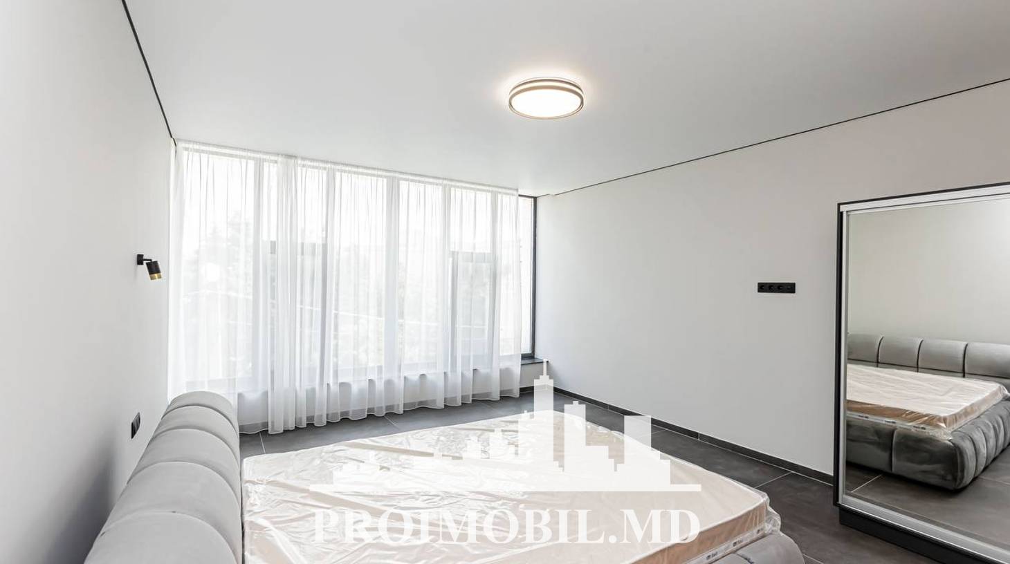 https://images.proimobil.md/OE_aMjxzmd6j-ujQOGU6hB6TUyD9jXmY4yZ4eBqjDSo/watermark:0.75:so:0:30:0.39/resize:fill:1460:816:1/gravity:ce/bG9jYWw6Ly8vZXN0YXRlL2xyL2FkNGEyMDIyLTFmZDEtNDlhMi1iNDRkLTc5ODU4ZTc2YzhjYi5qcGVn